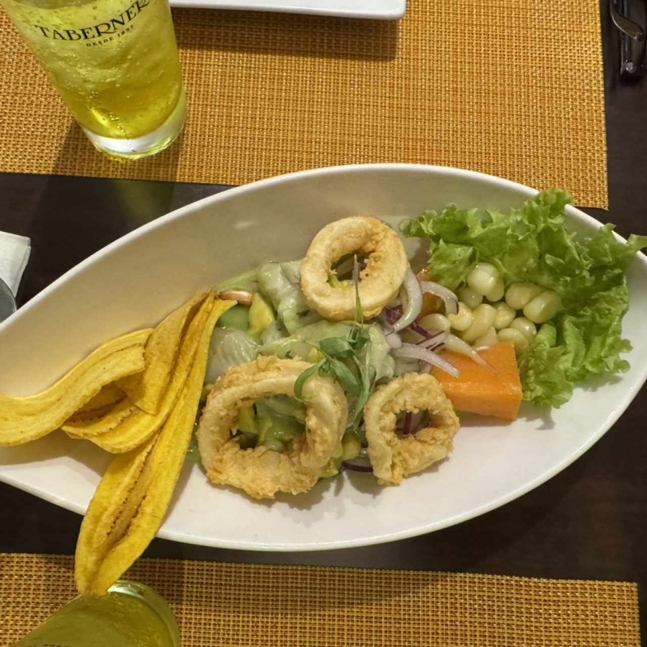 Ceviche de Corvina con Crema de Aguacate