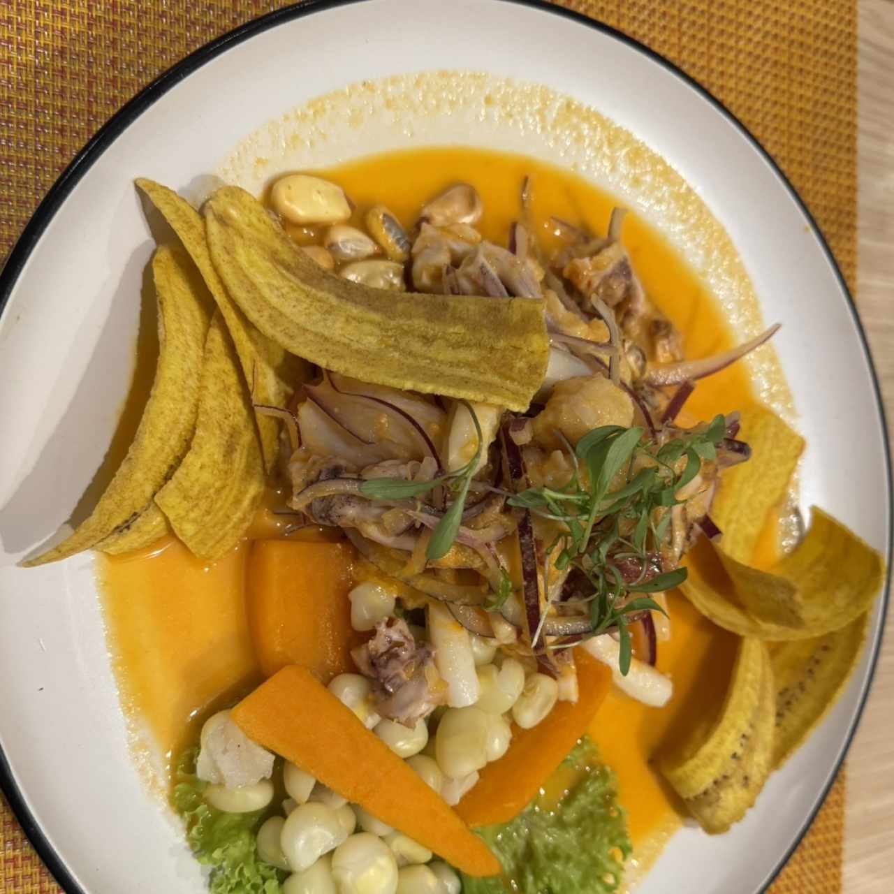 Entradas - Ceviche Mixto