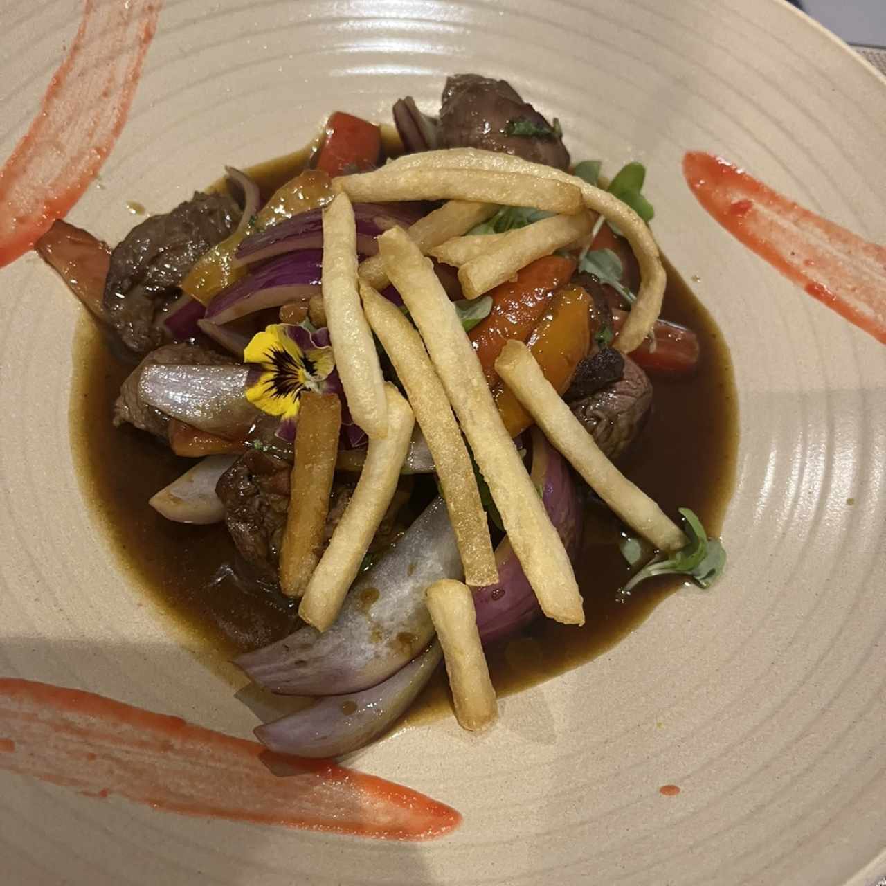 Carnes - Lomo Saltado