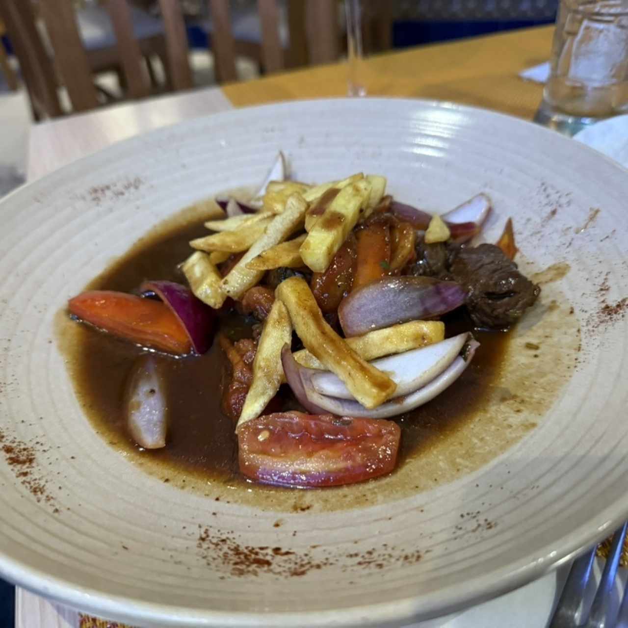 Carnes - Lomo Saltado