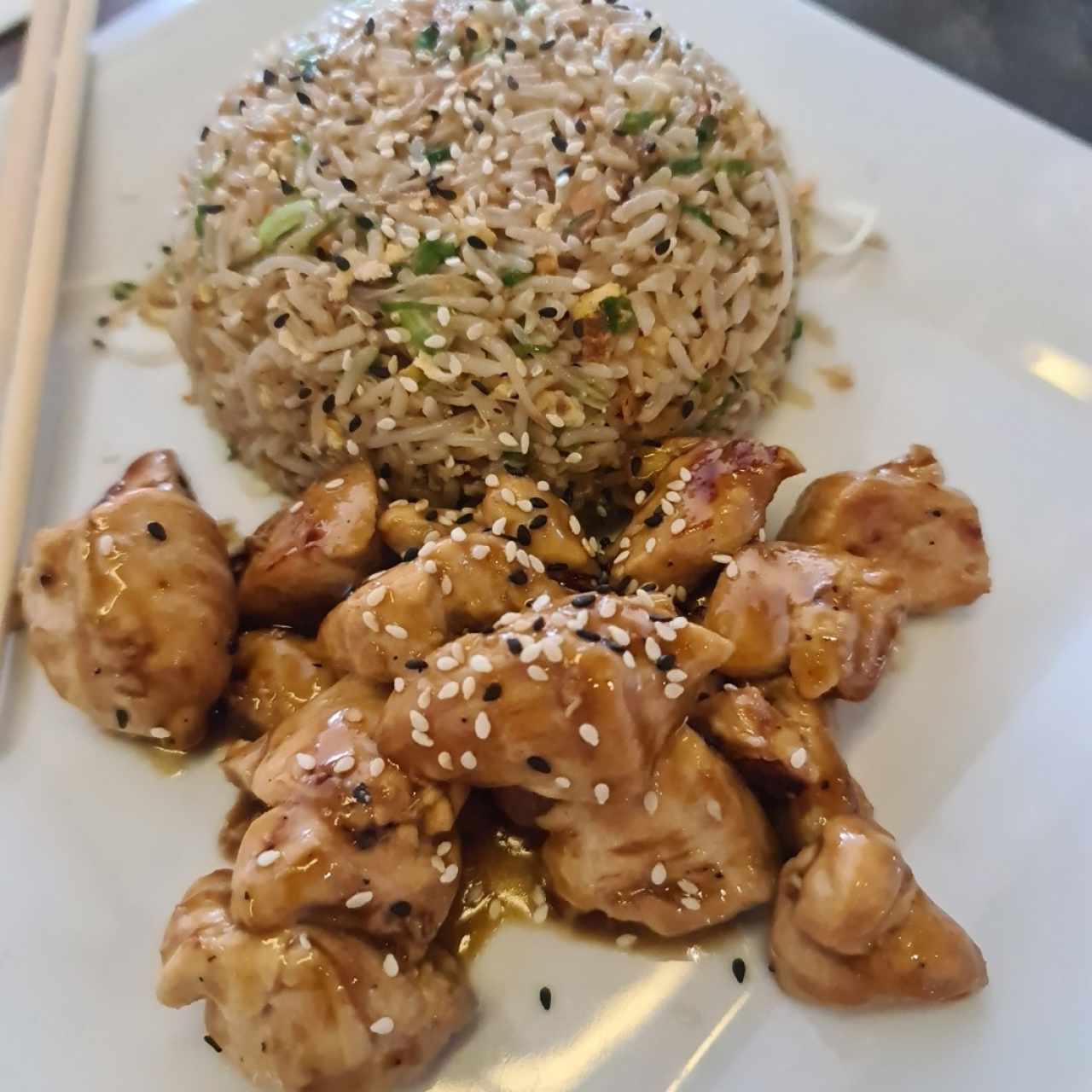 Yakimeshi - Pollo