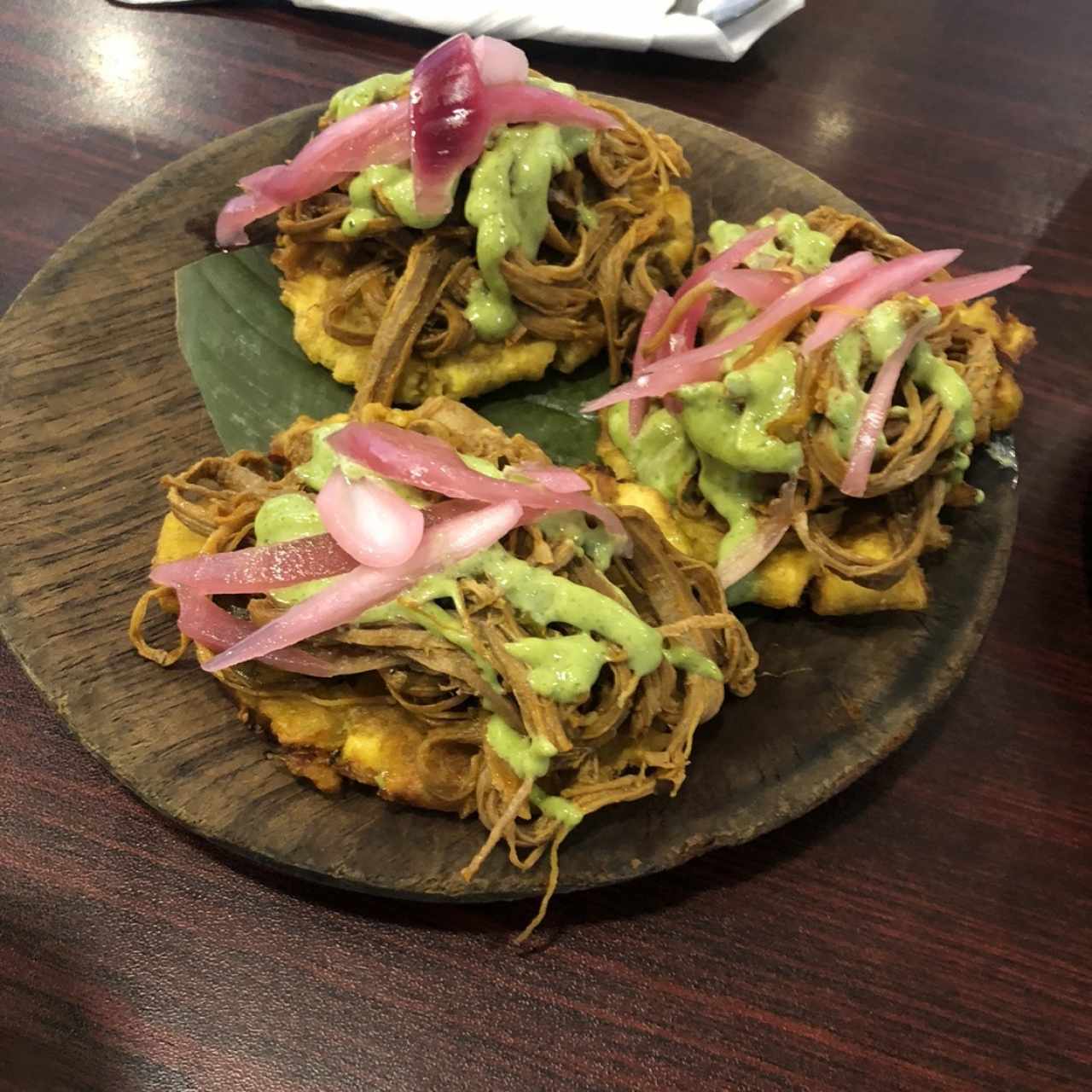 Patacones con ropa vieja 