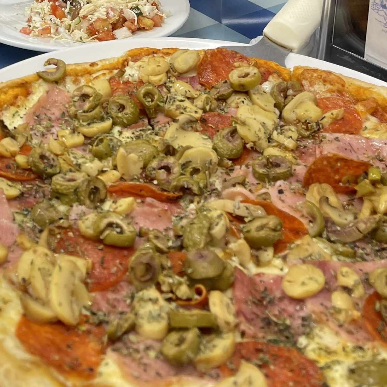 Pizza atheniense