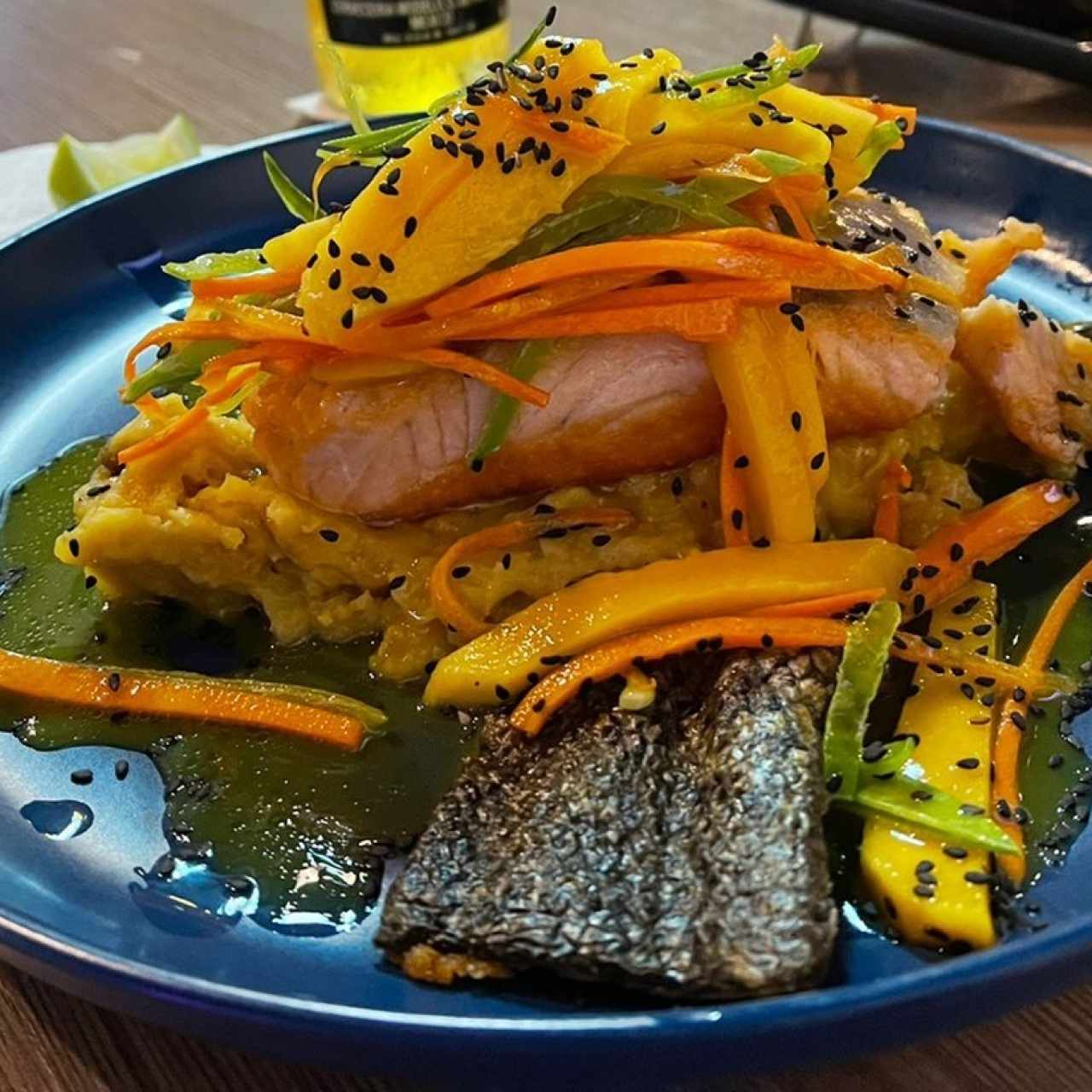 Salmon (con mango)