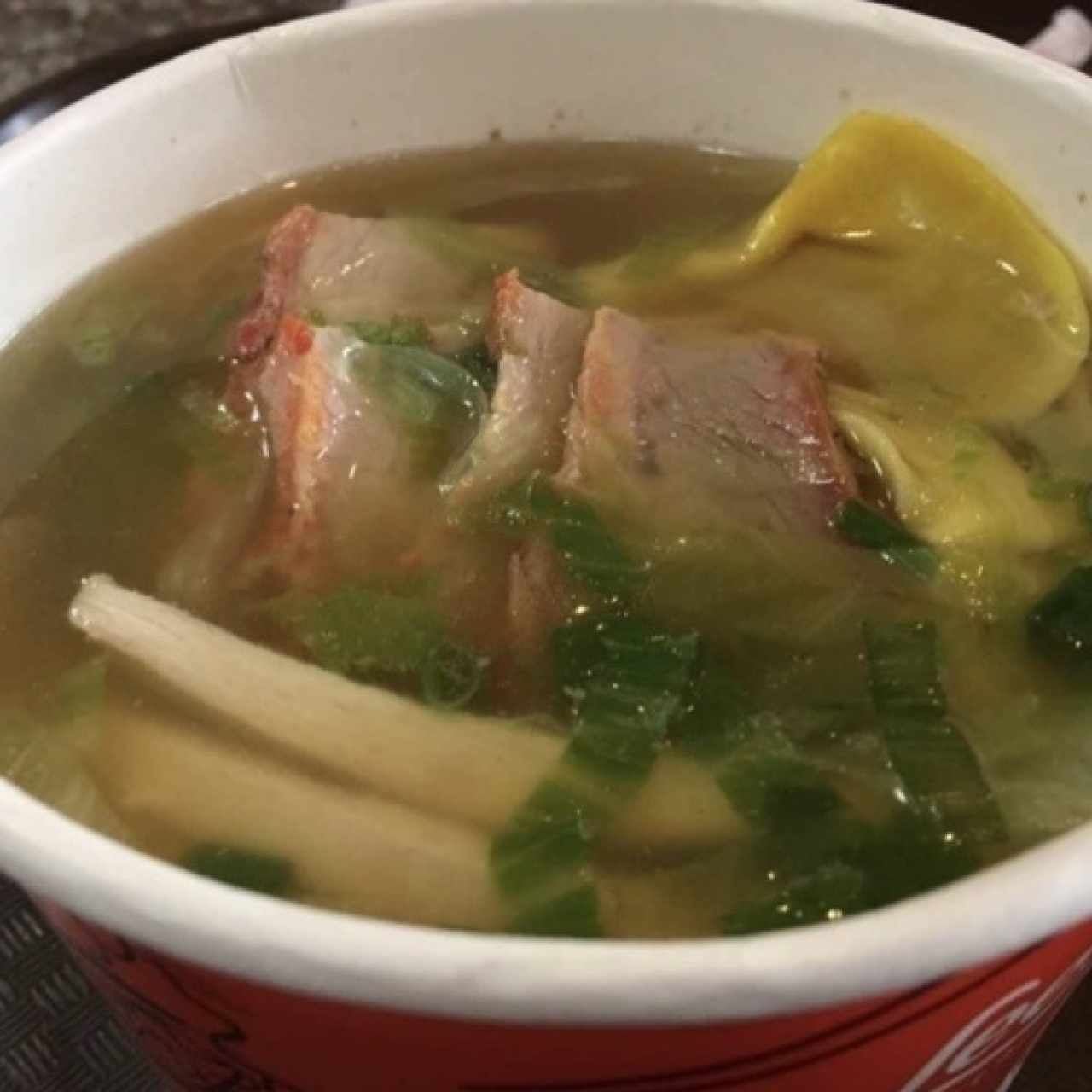 Sopa de Guantón