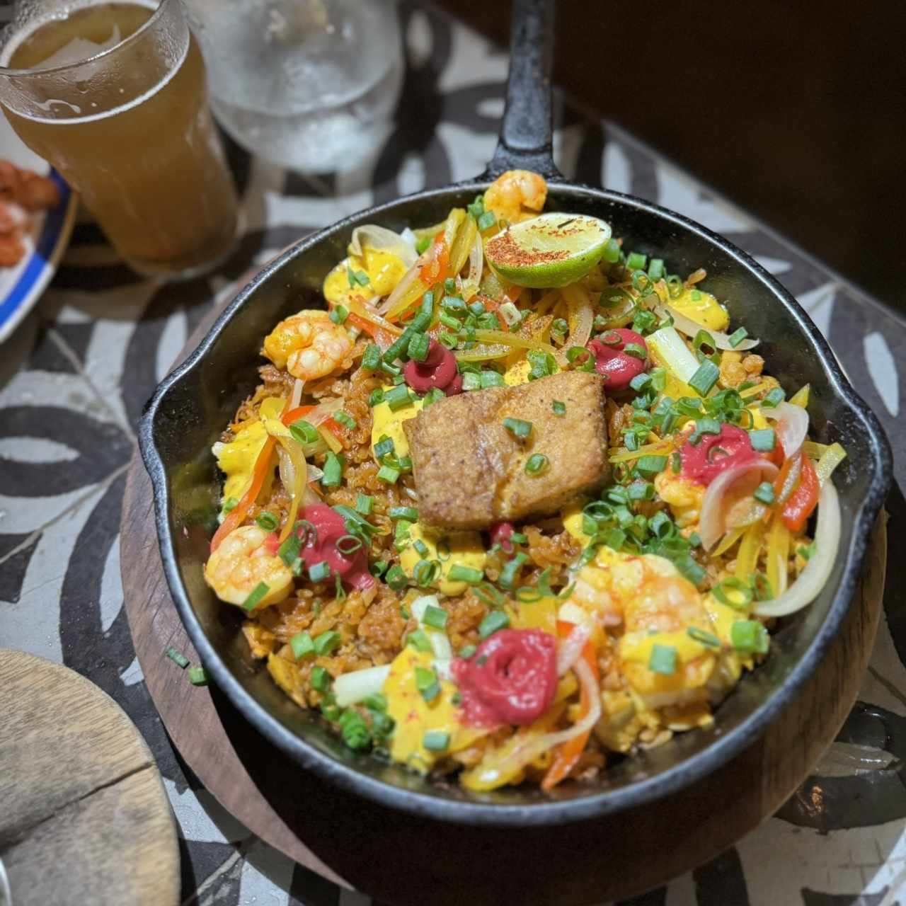 Arroz con Concolón de mariscos y Pescado