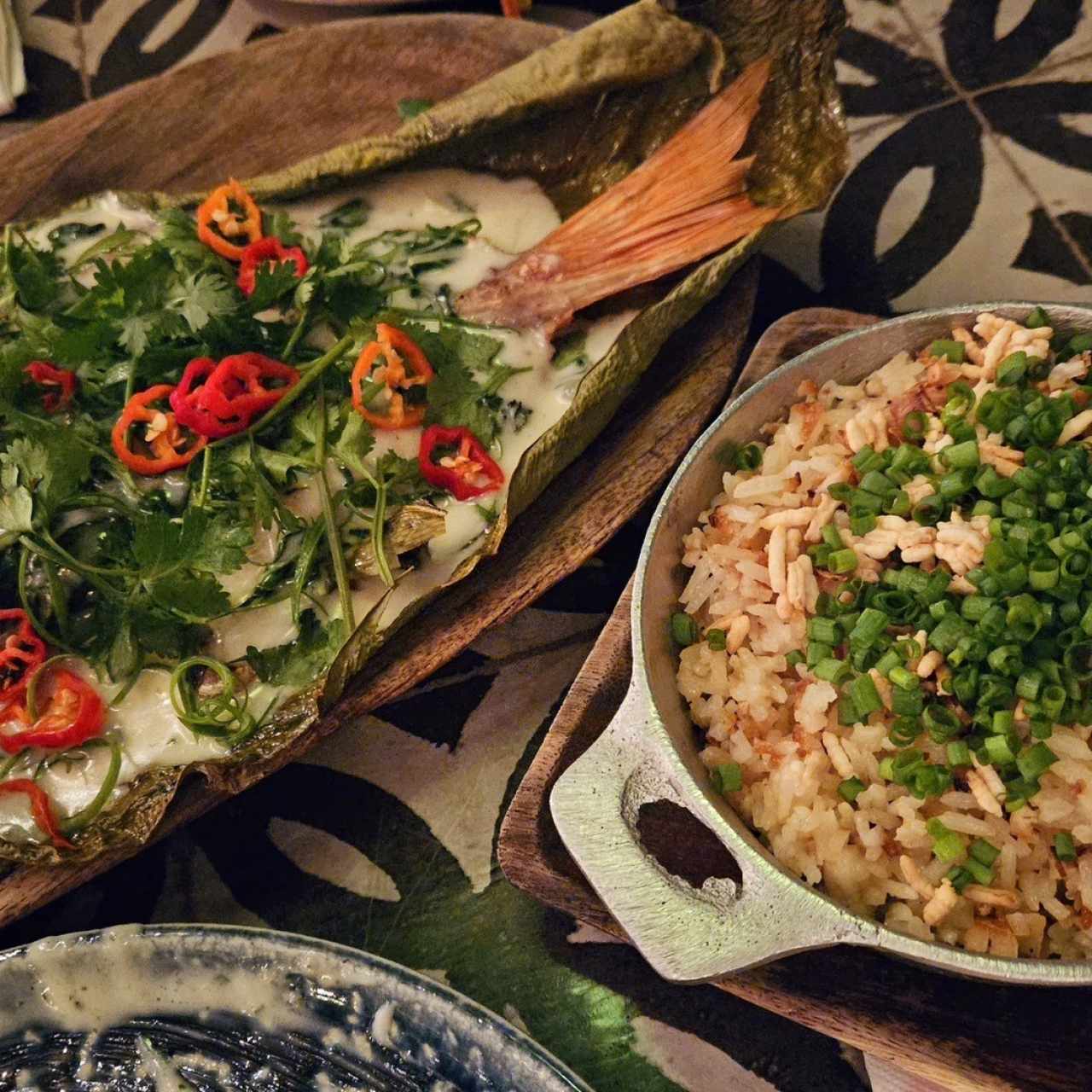 Pesca del día y arroz con coco