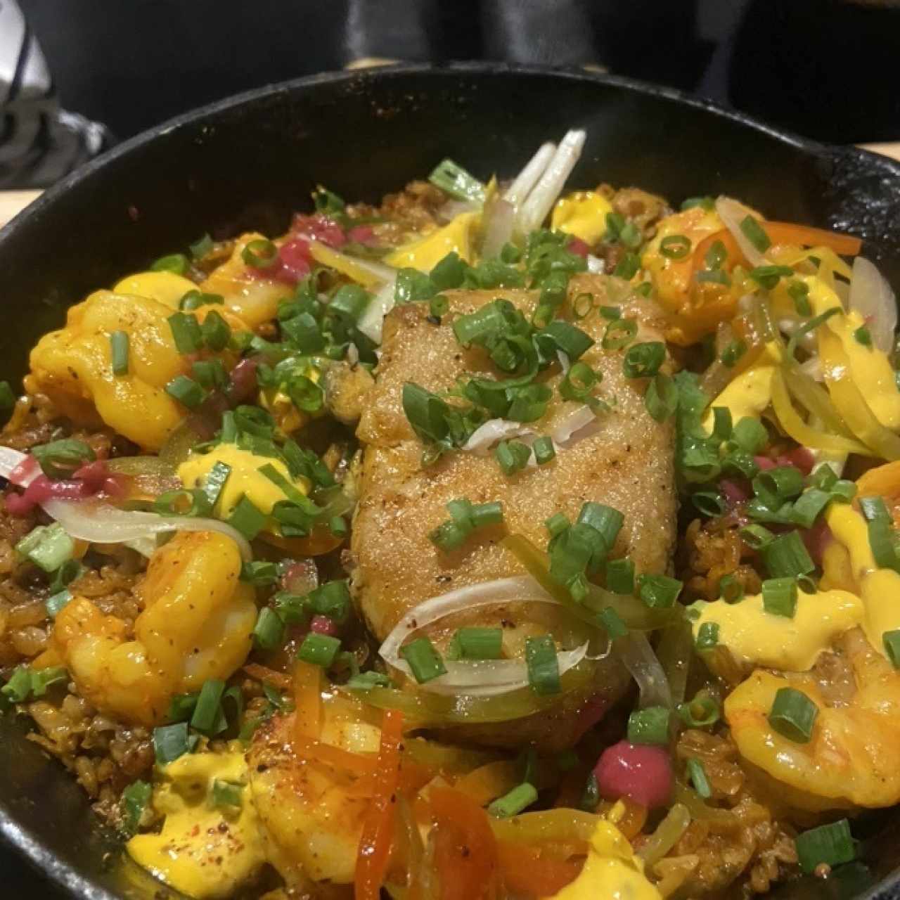 Arroz con Concolón de mariscos y Pescado