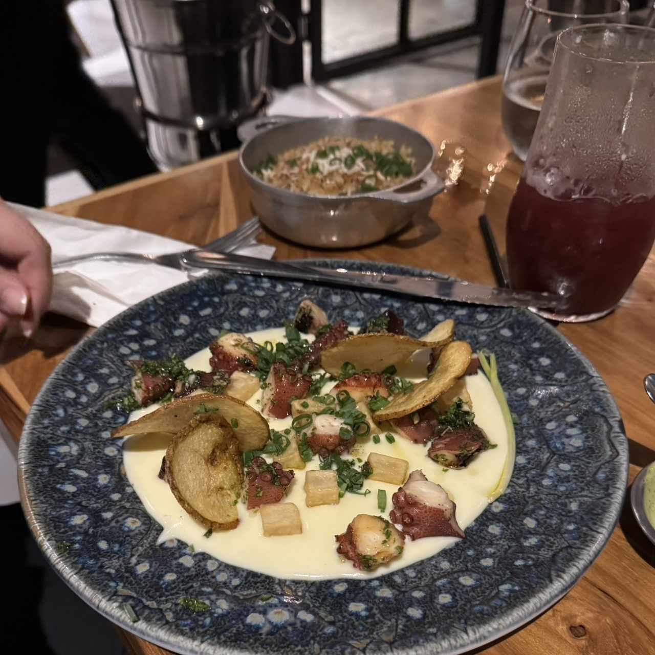 Pulpo a la brasa & Arroz con Coco
