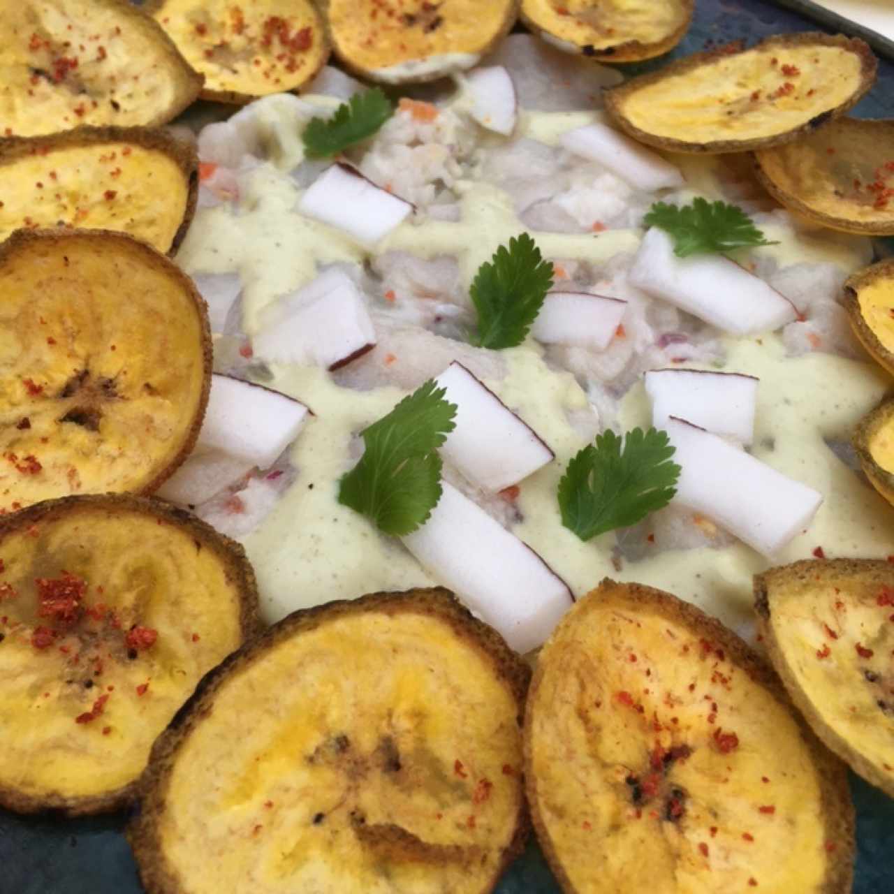 Entrada, Ceviche de pescado con coco