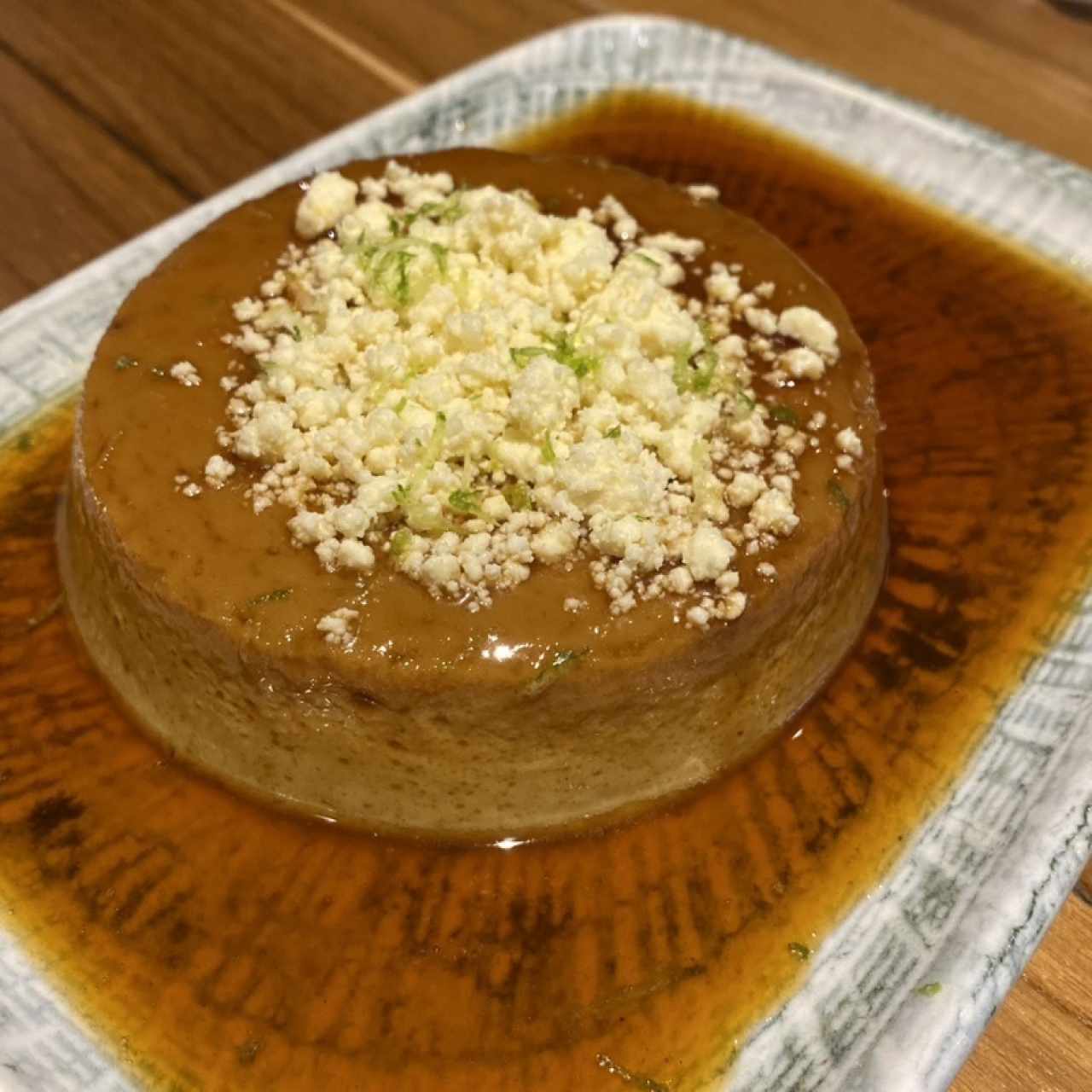 Flan de café con queso blanco