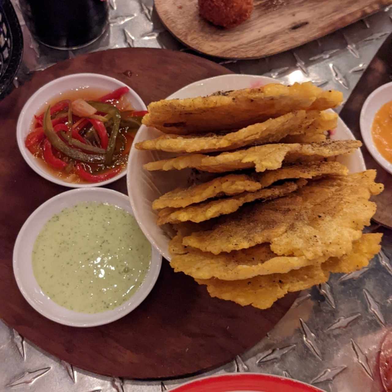 Patacones en salsa