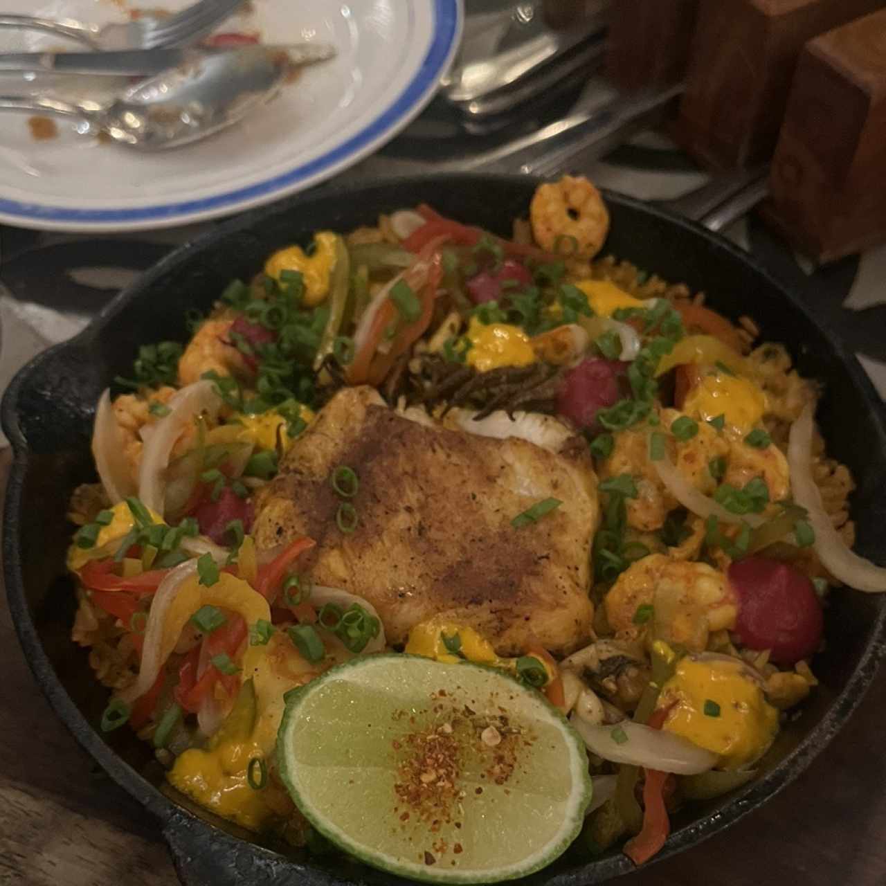 Arroz con Concolón de mariscos y Pescado