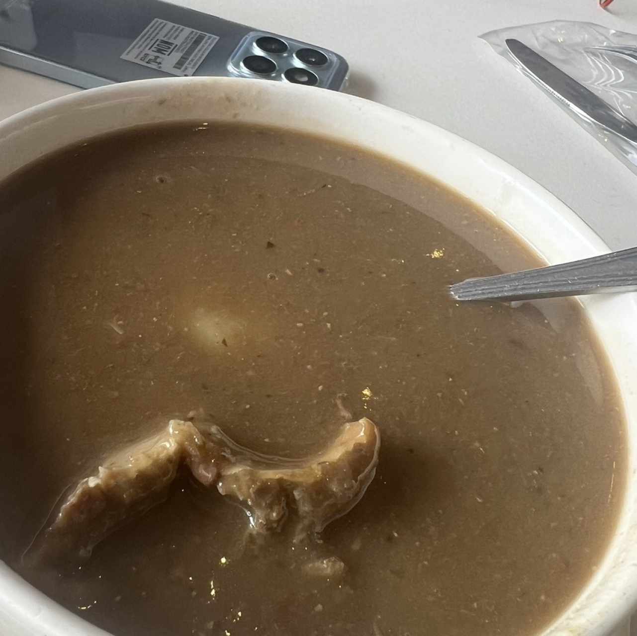 Sopa de lentejas con carne 