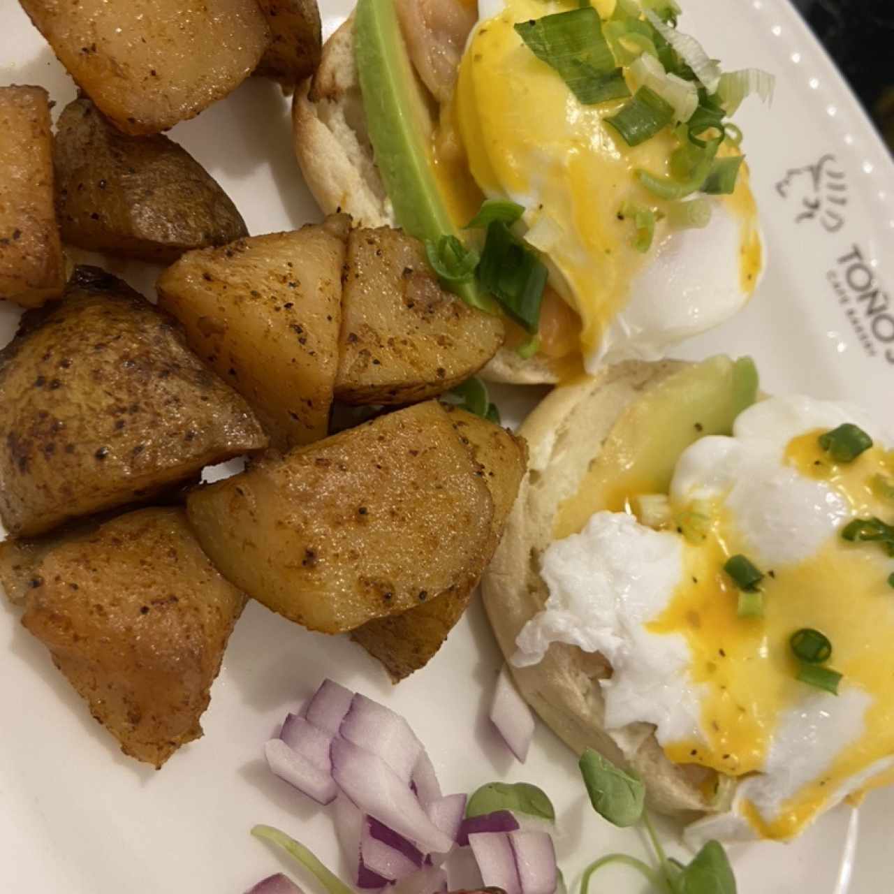 Huevos Benedict con Salmon