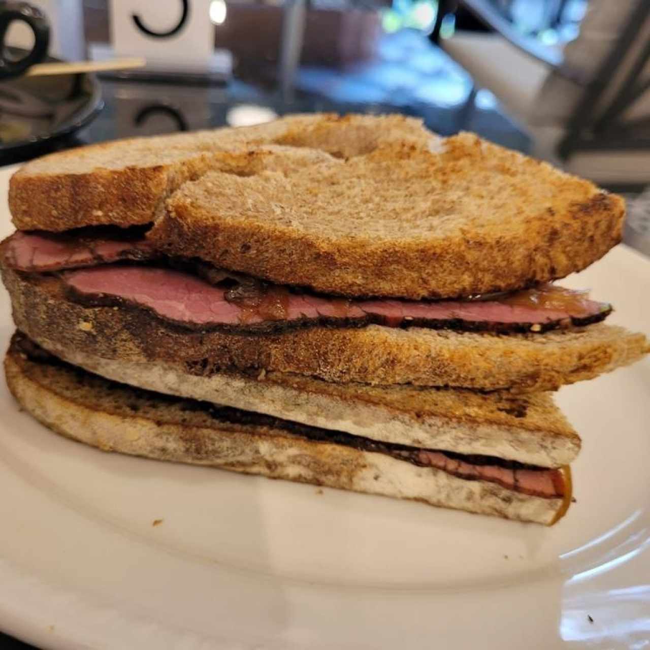 Emparedado Pastrami 