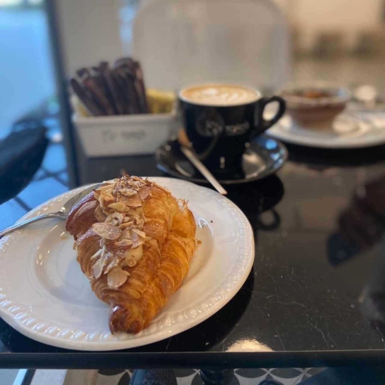 croissant con Almendra