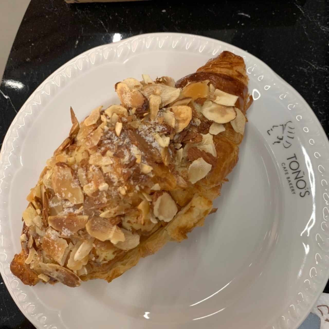 Almond Croissant 