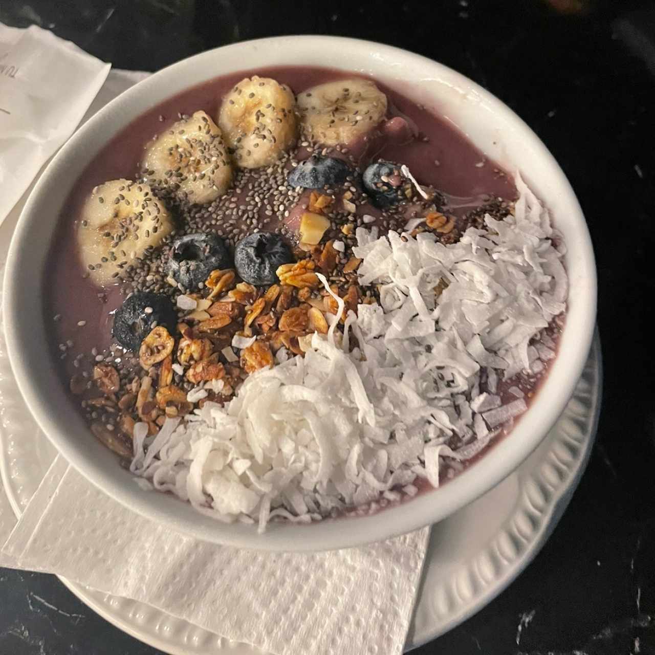 Açai bowl 