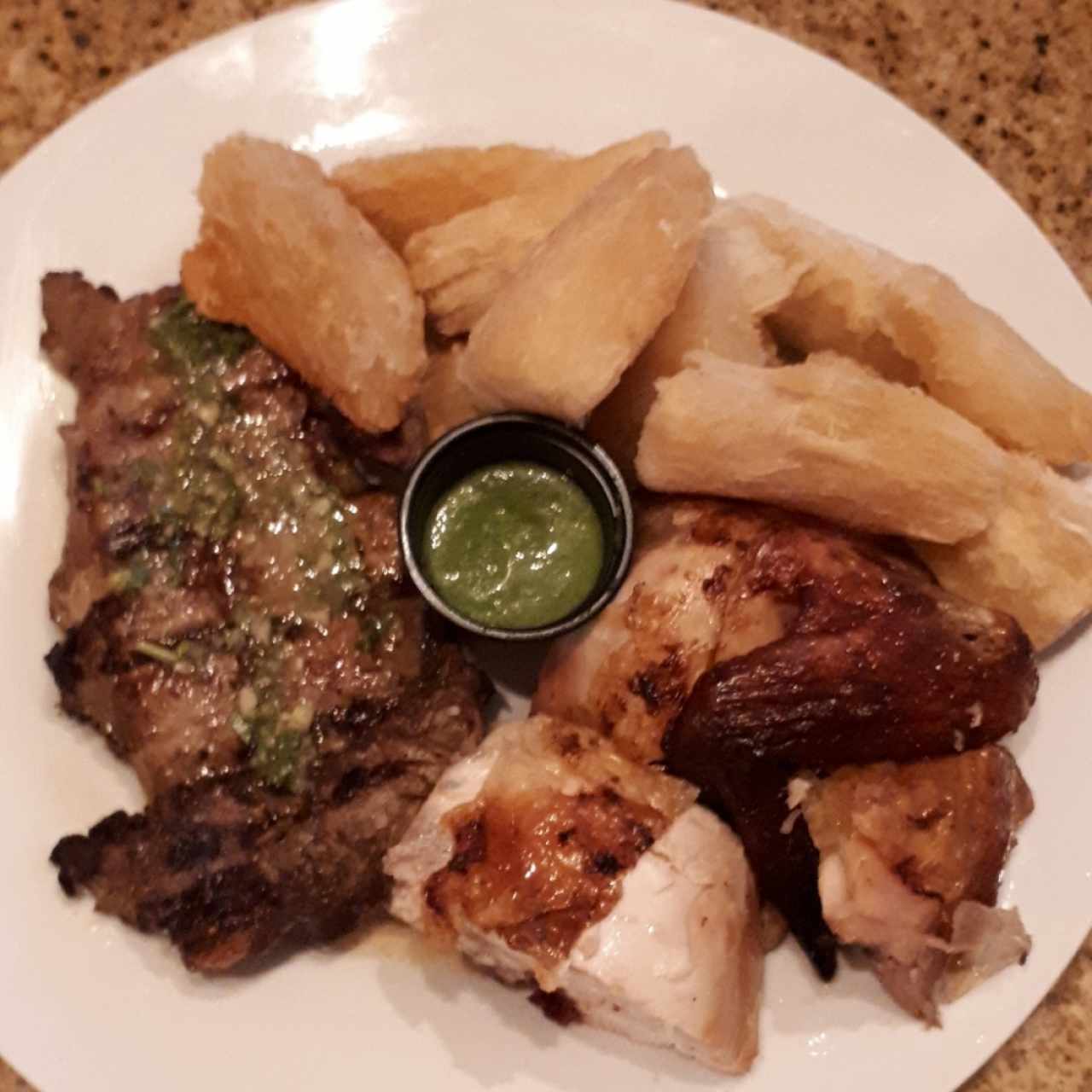 Churrasco y pollo en combo