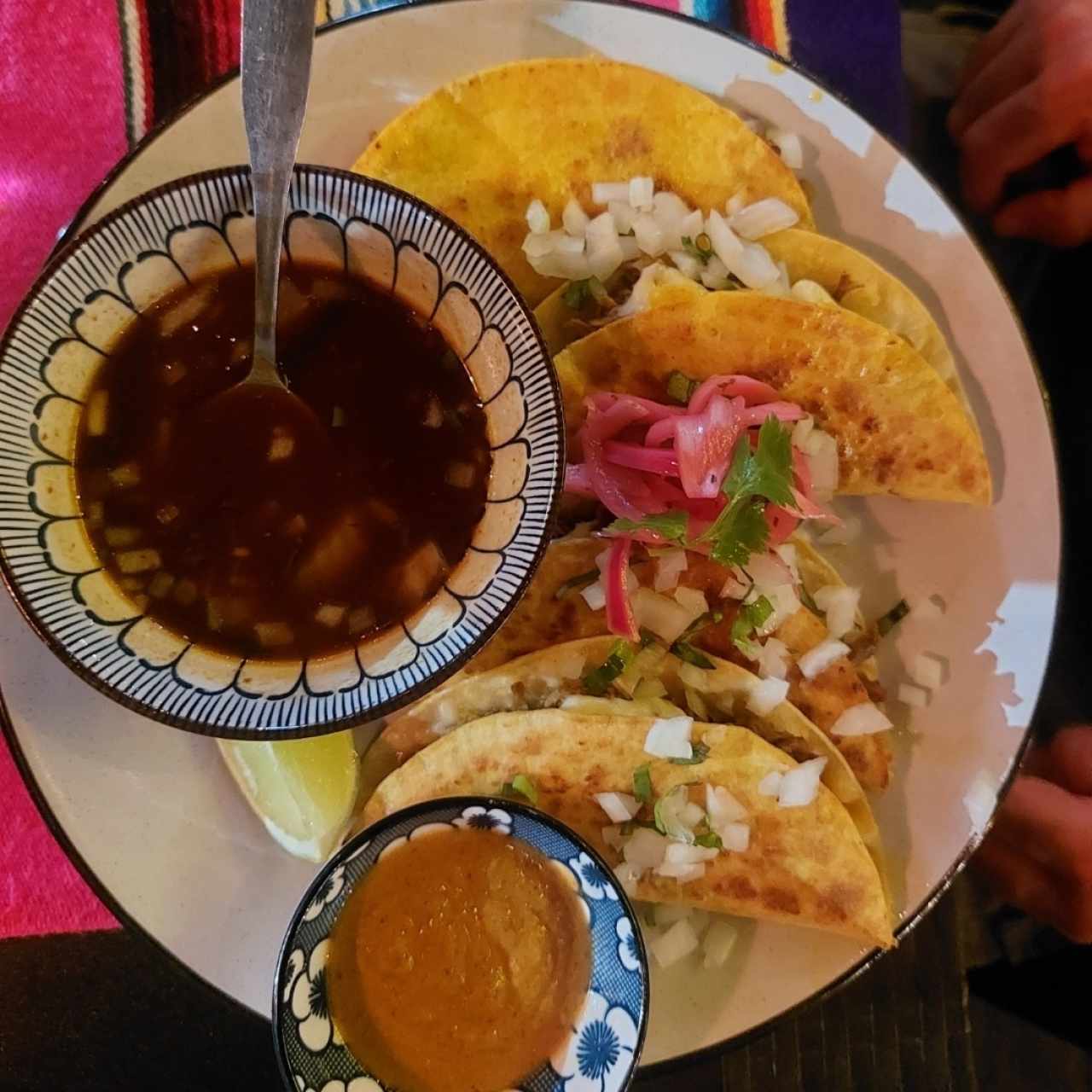 Tacos de Birria de Res // Beef Birria Tacos