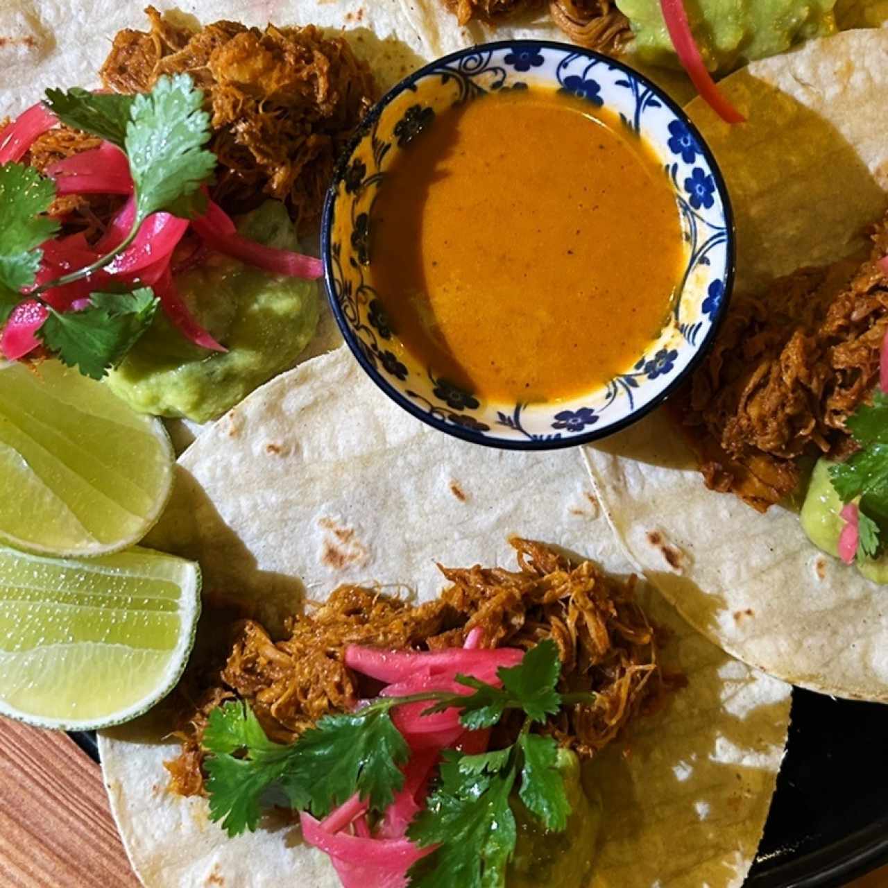 Tacos de Cochinita Pibil // Cochinita Pibil Tacos