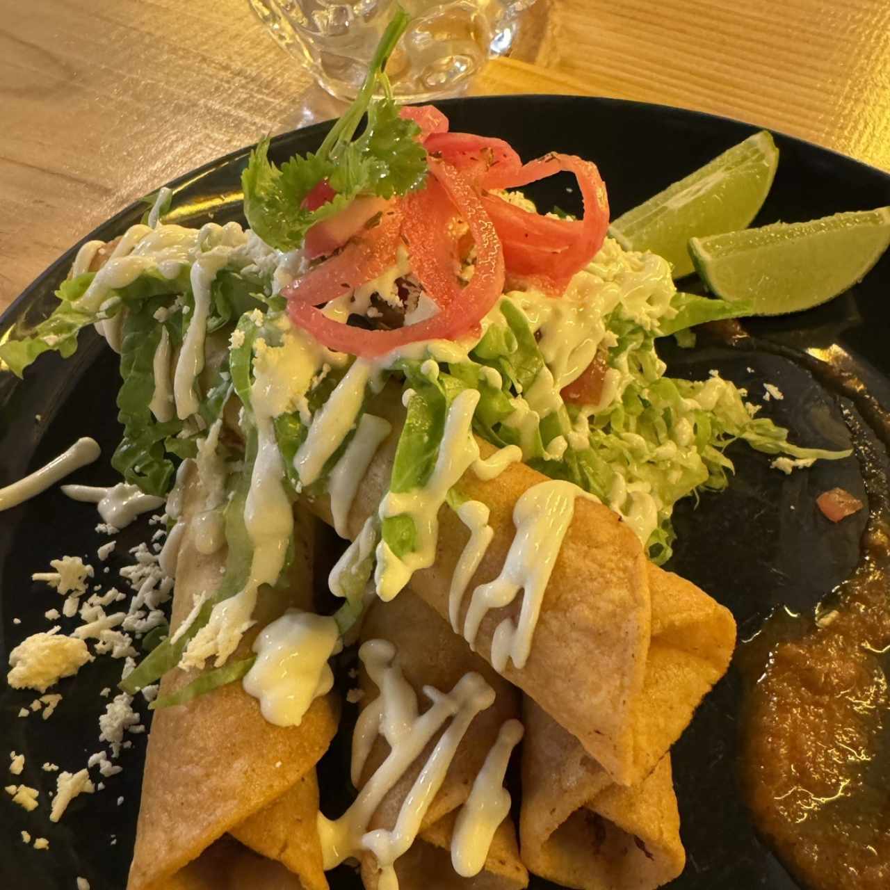 Antojitos Crujientes - Flautas Doradas