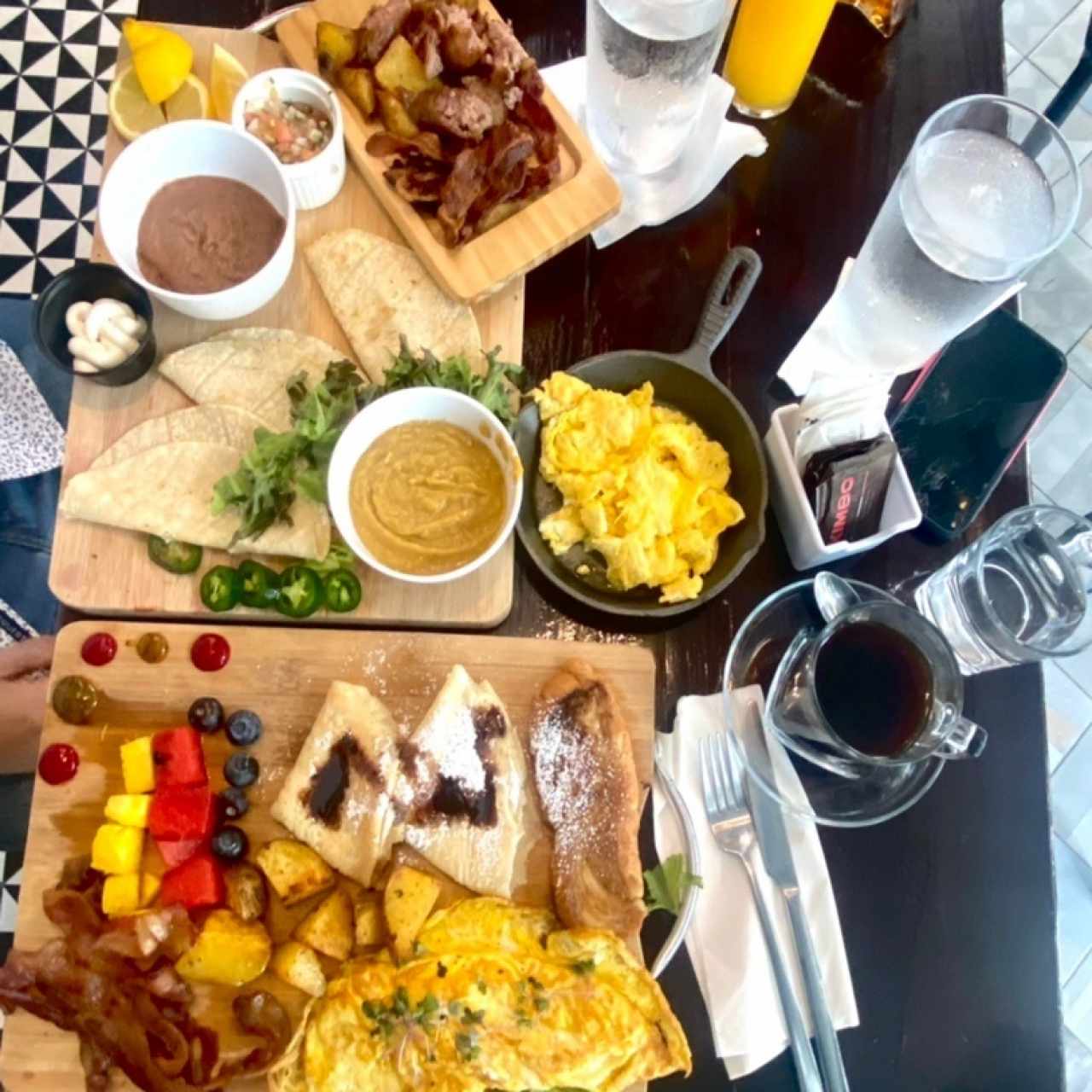 Brunch - Breakfast Taco Board