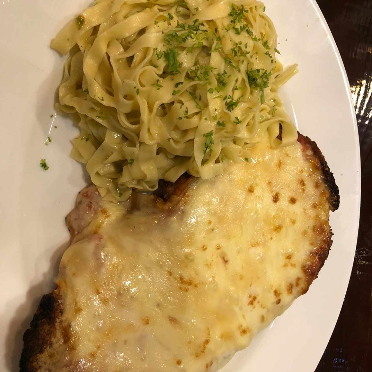 Pollo a la parmesana