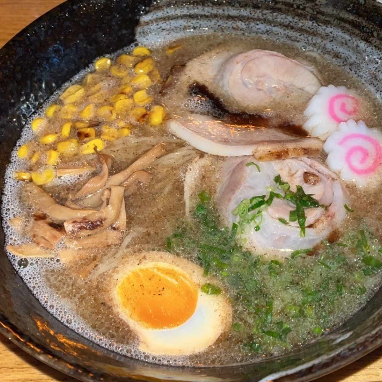 Black garlic tonkotsu