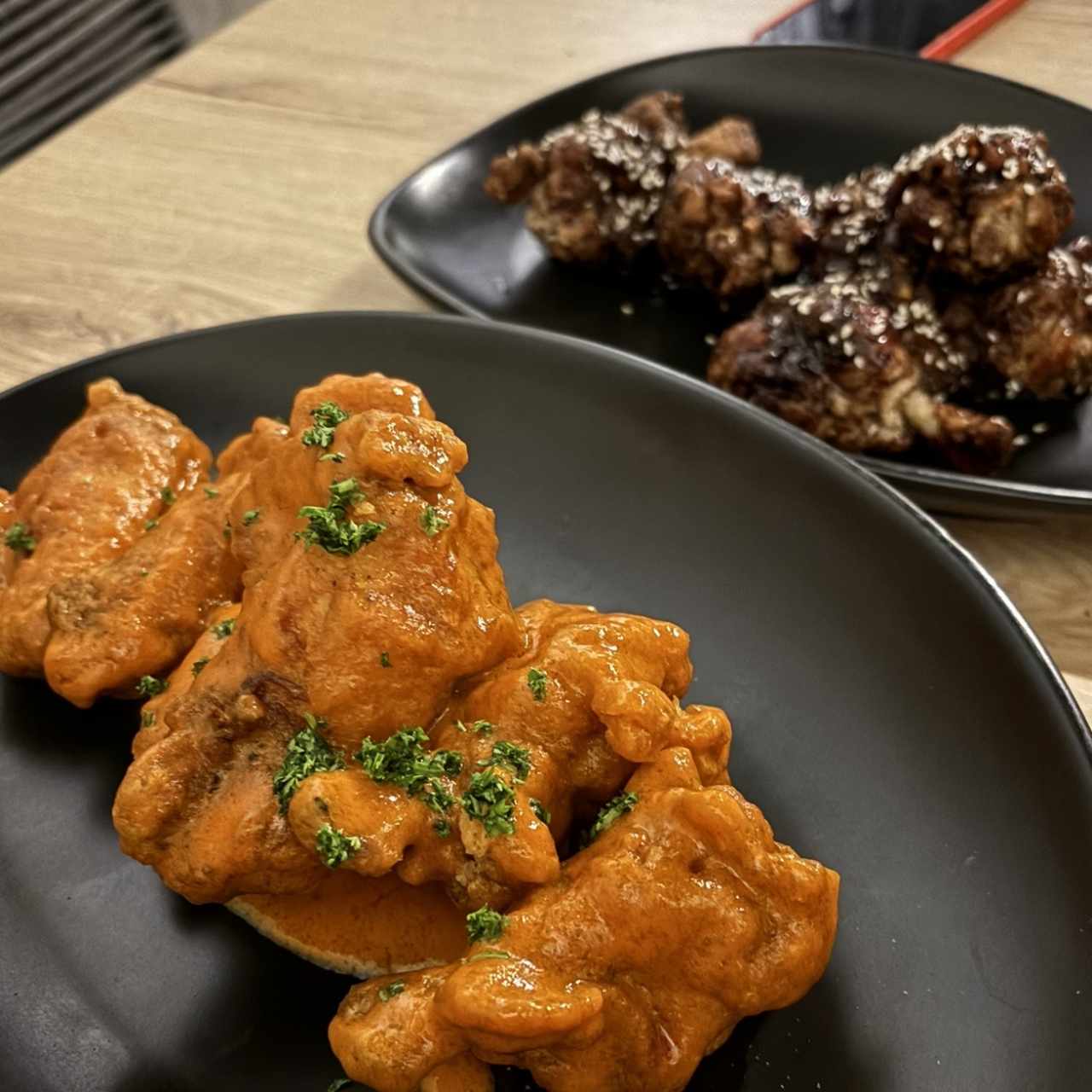 MAIN DISHES - BUFFALO WINGS