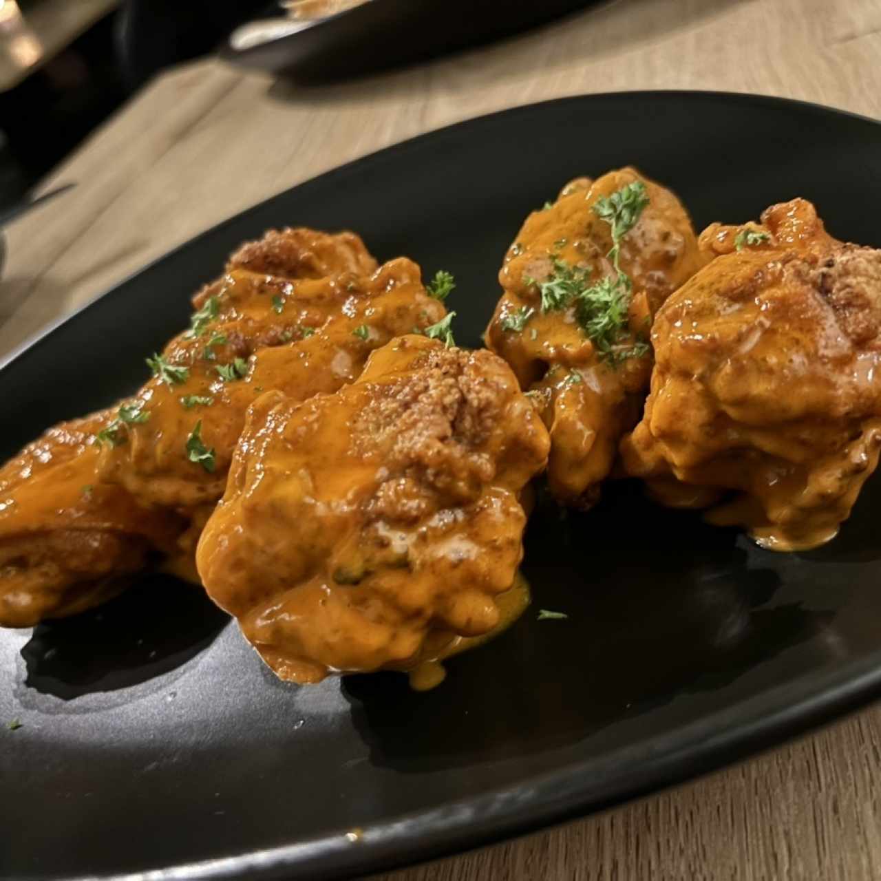 MAIN DISHES - BUFFALO WINGS