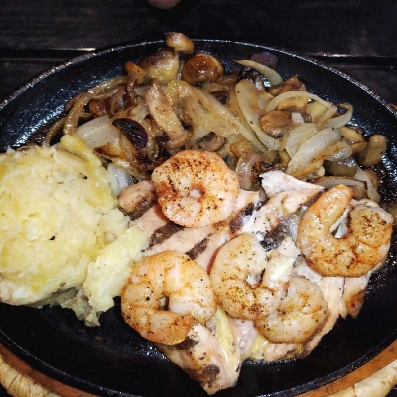 Bourbon street Chicken & Shrimp