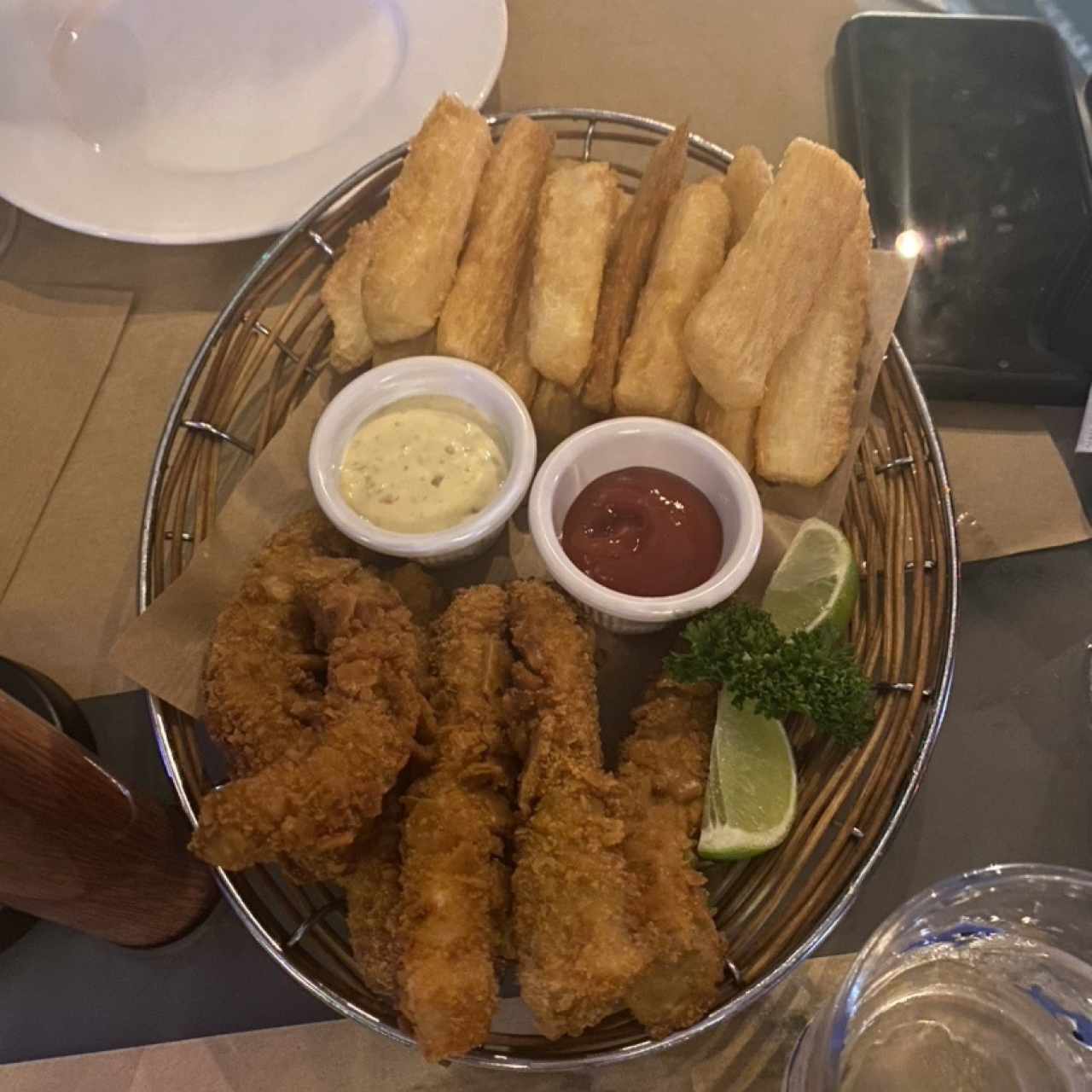 Deditos de pescado con yuca