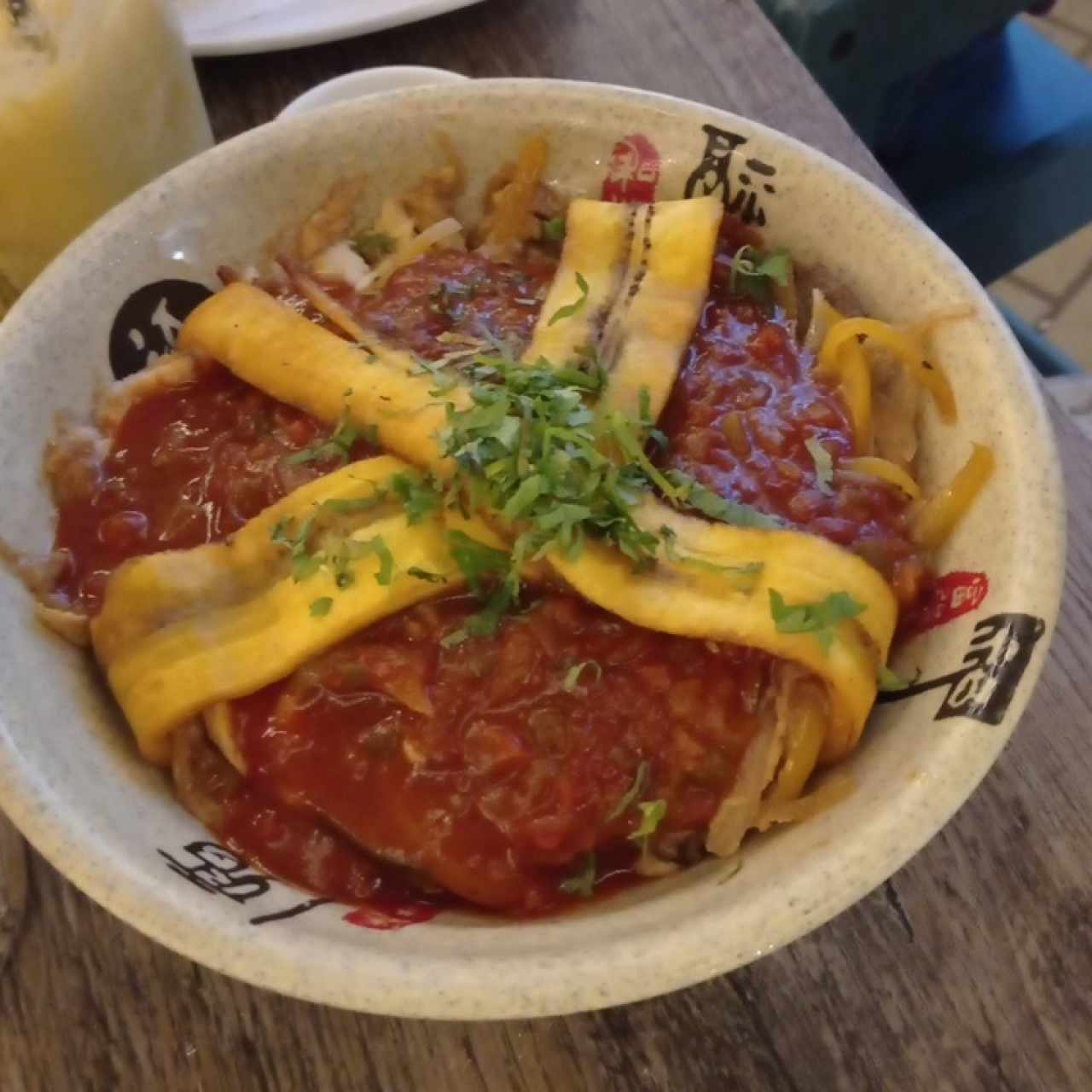 Tokio Bowls - Gyudon Criollo