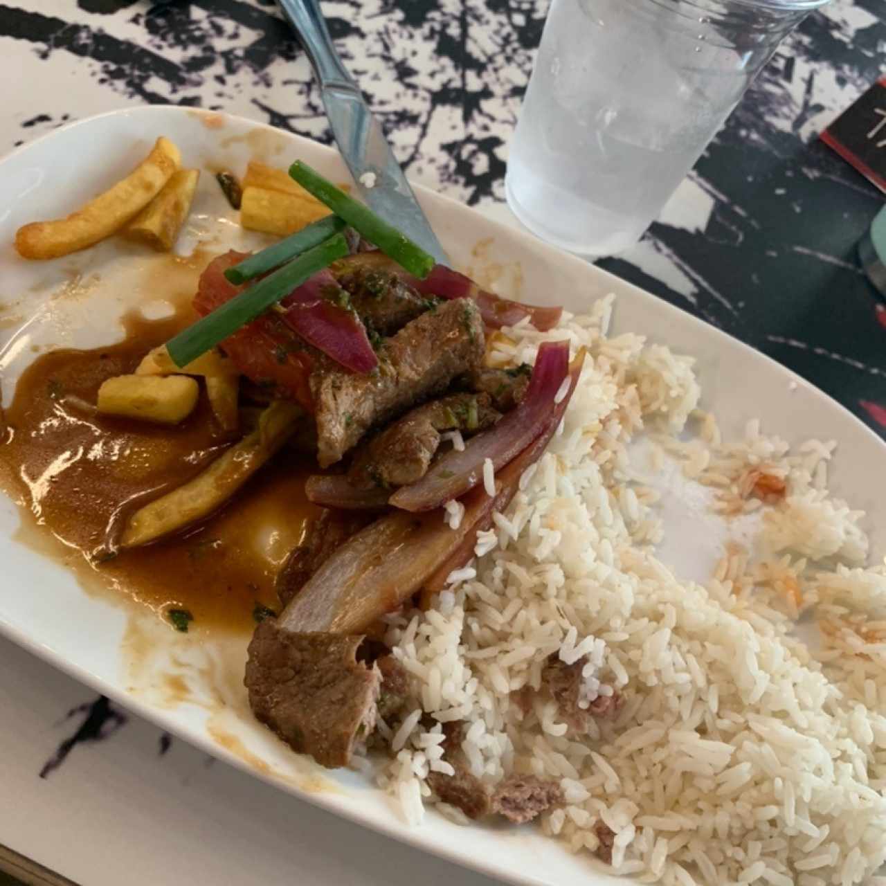 Lomo saltado 