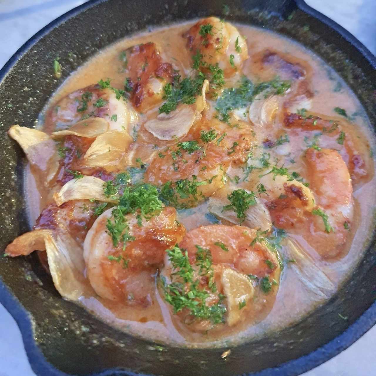 Camarones al Ajillo