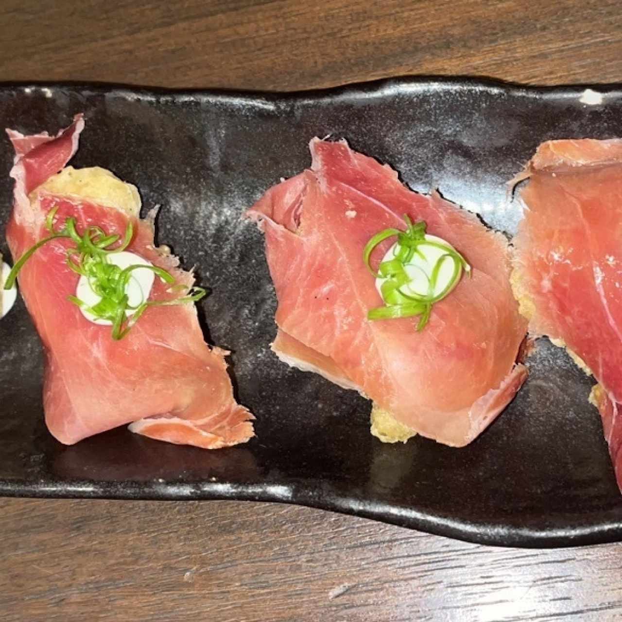 Langostinos Tempura con Jamón Serrano