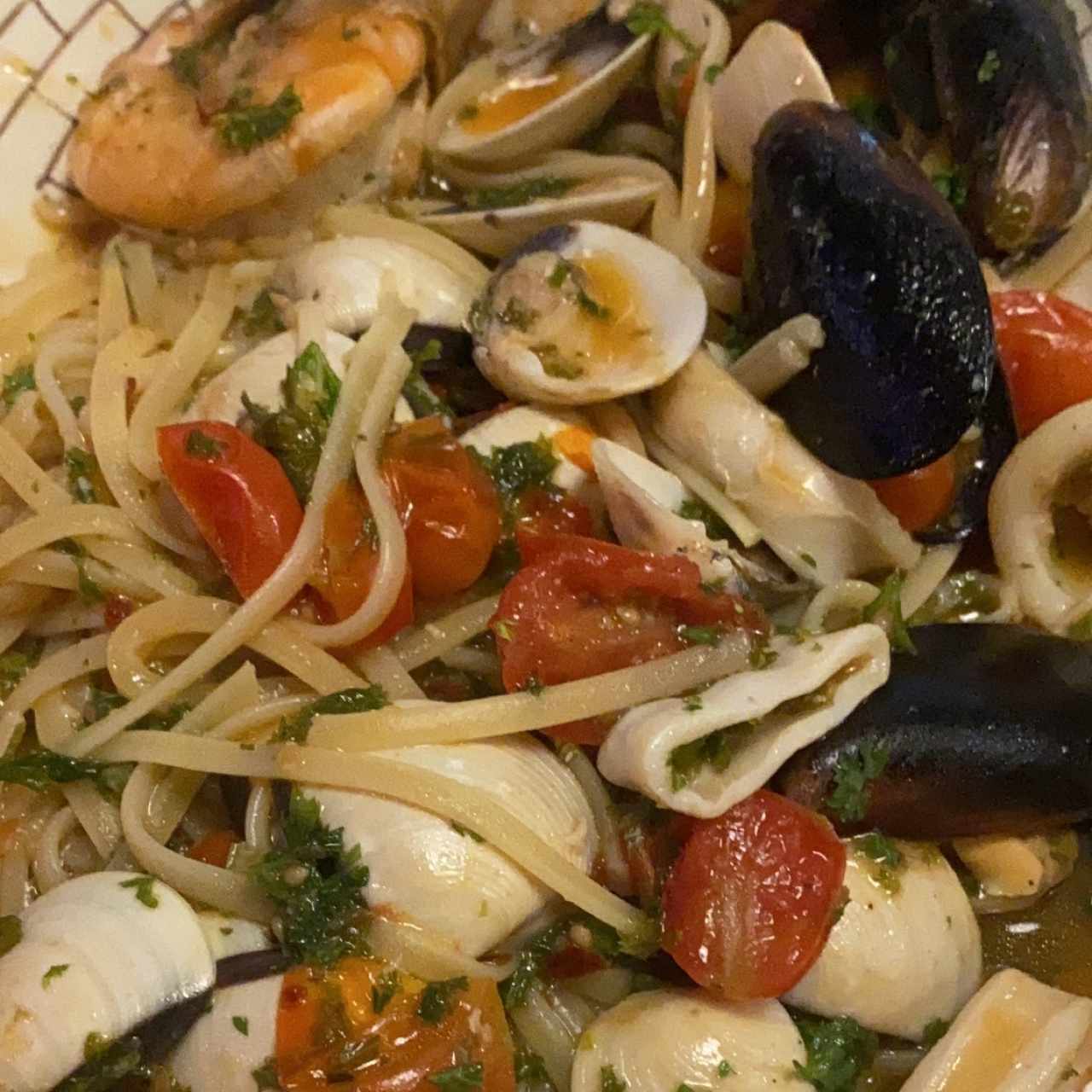 Pastas - Linguine Allo Scoglio