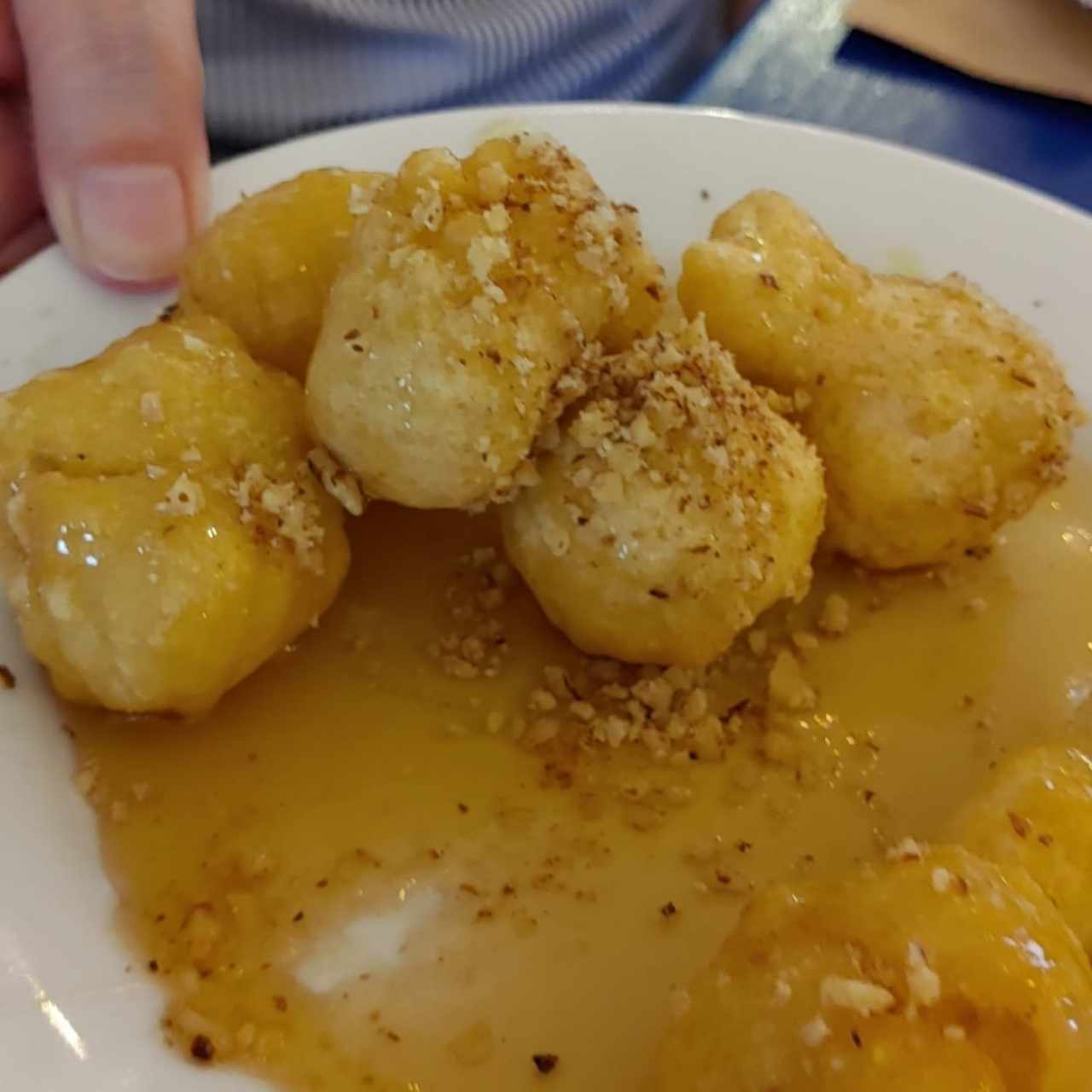 LOUKOUMADES (Greek doughnuts with honey, nuts and cinnamon)