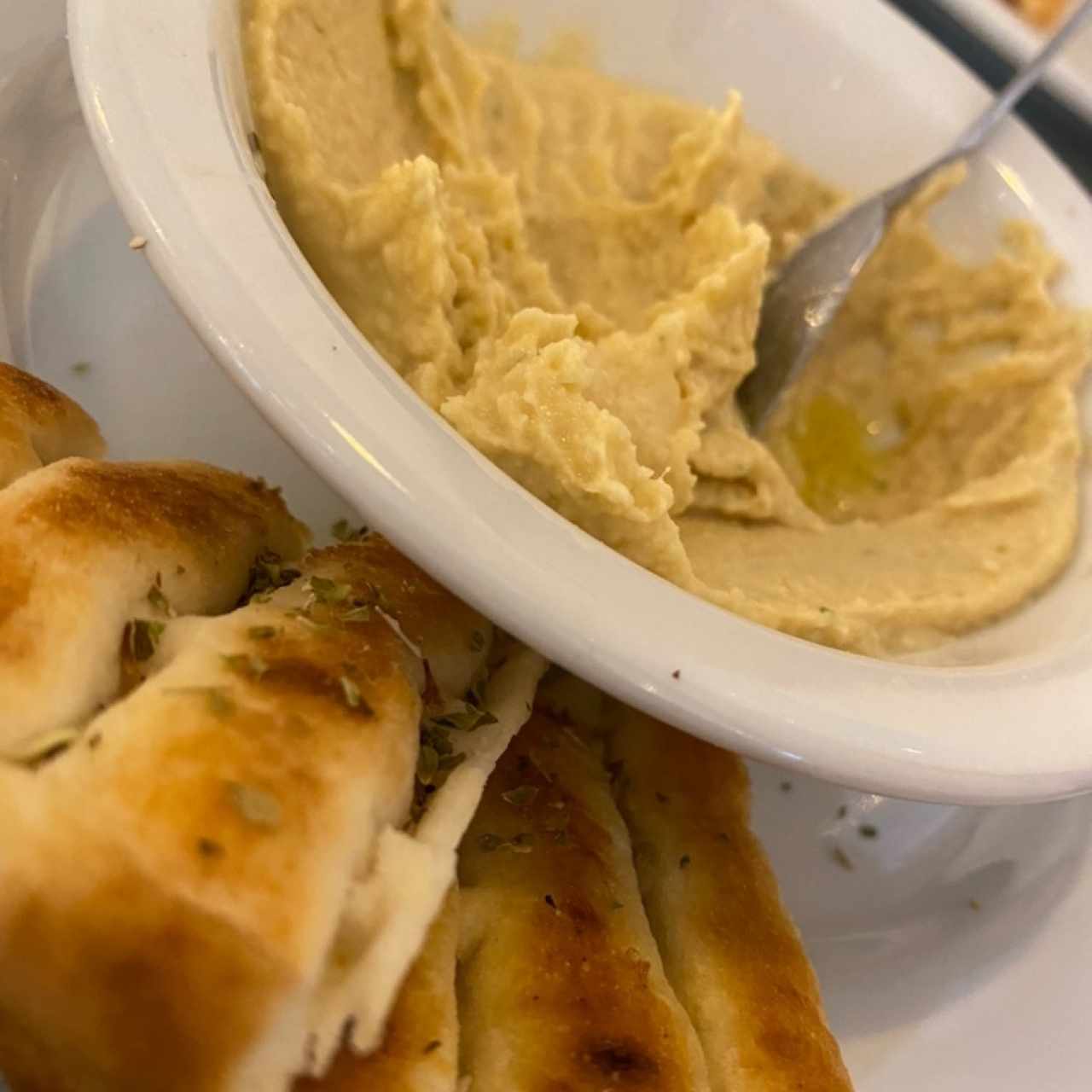 hummus