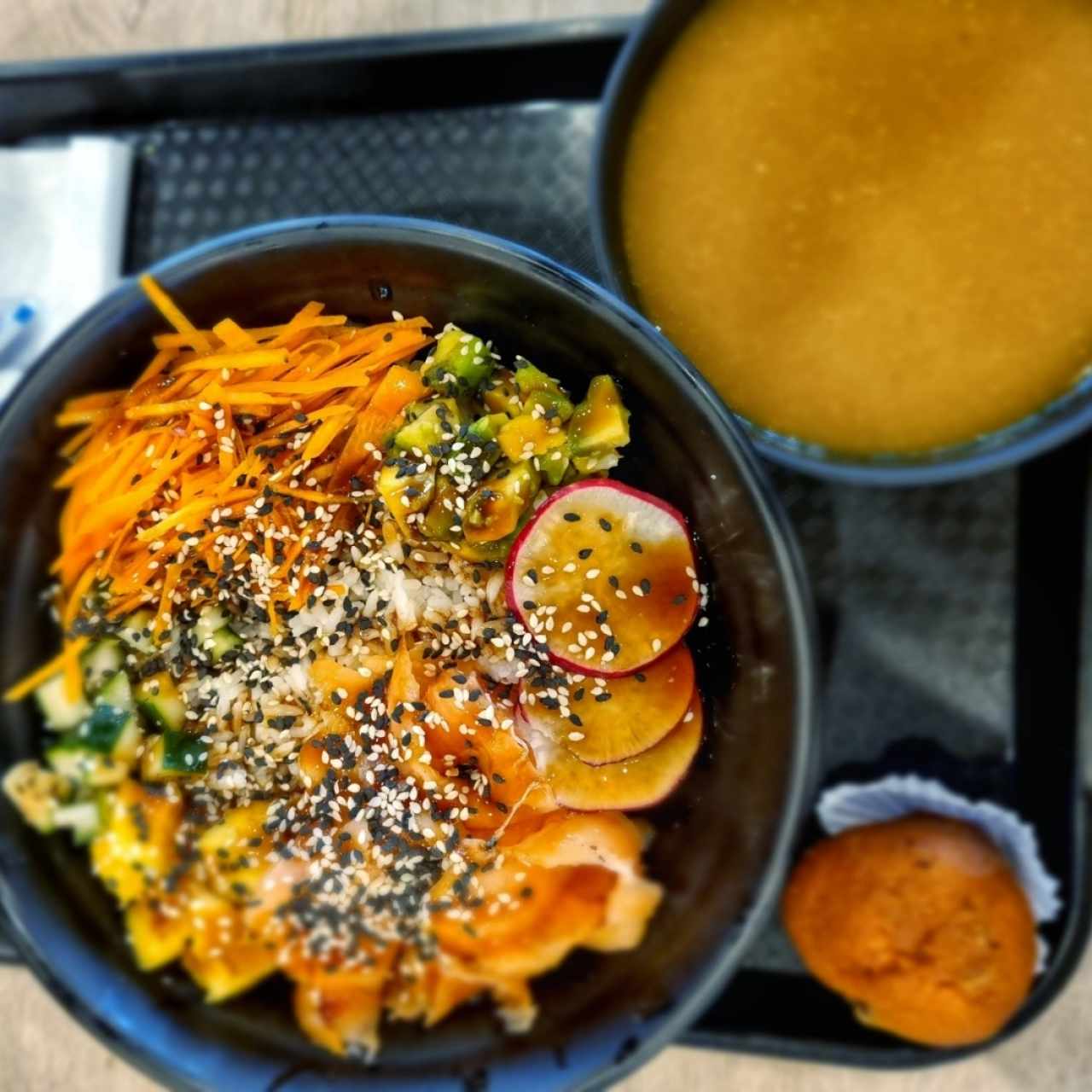 Bowl de Salmón y Crema de ahuyama 