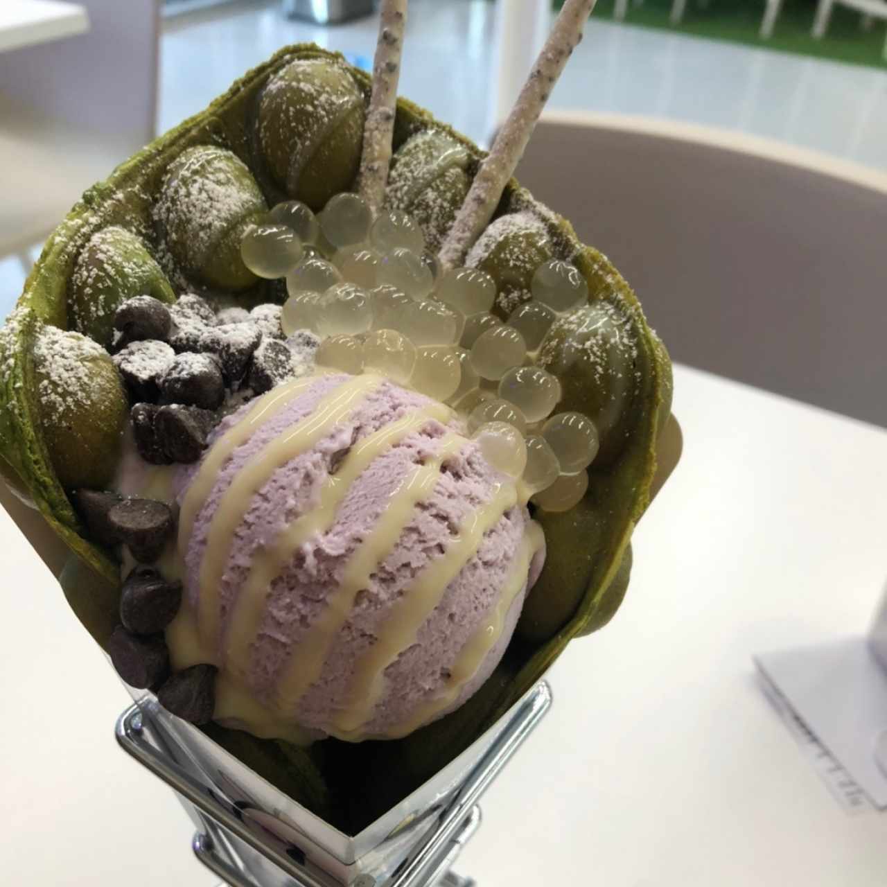 waffle de Matcha con helado 