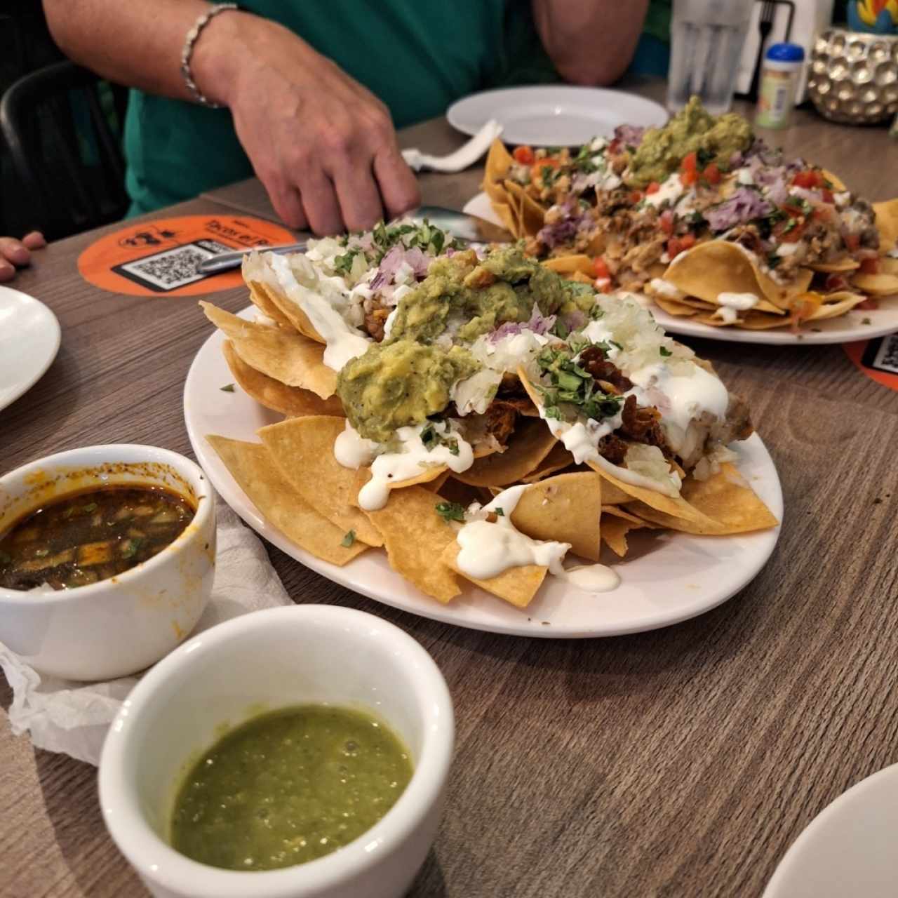 Nachos Birria y Nachos Premium 