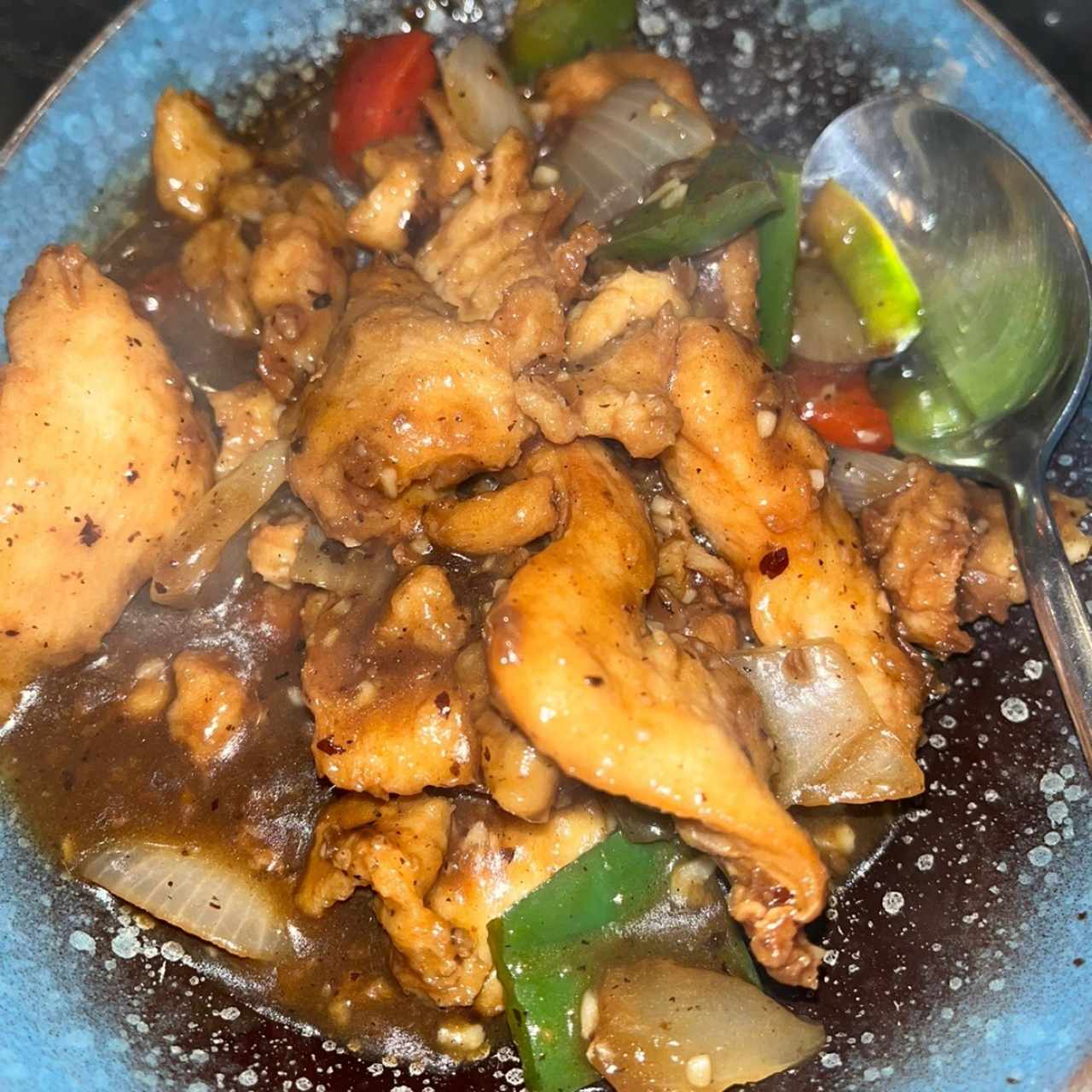 Pollo en Salsa de Frijol Negro