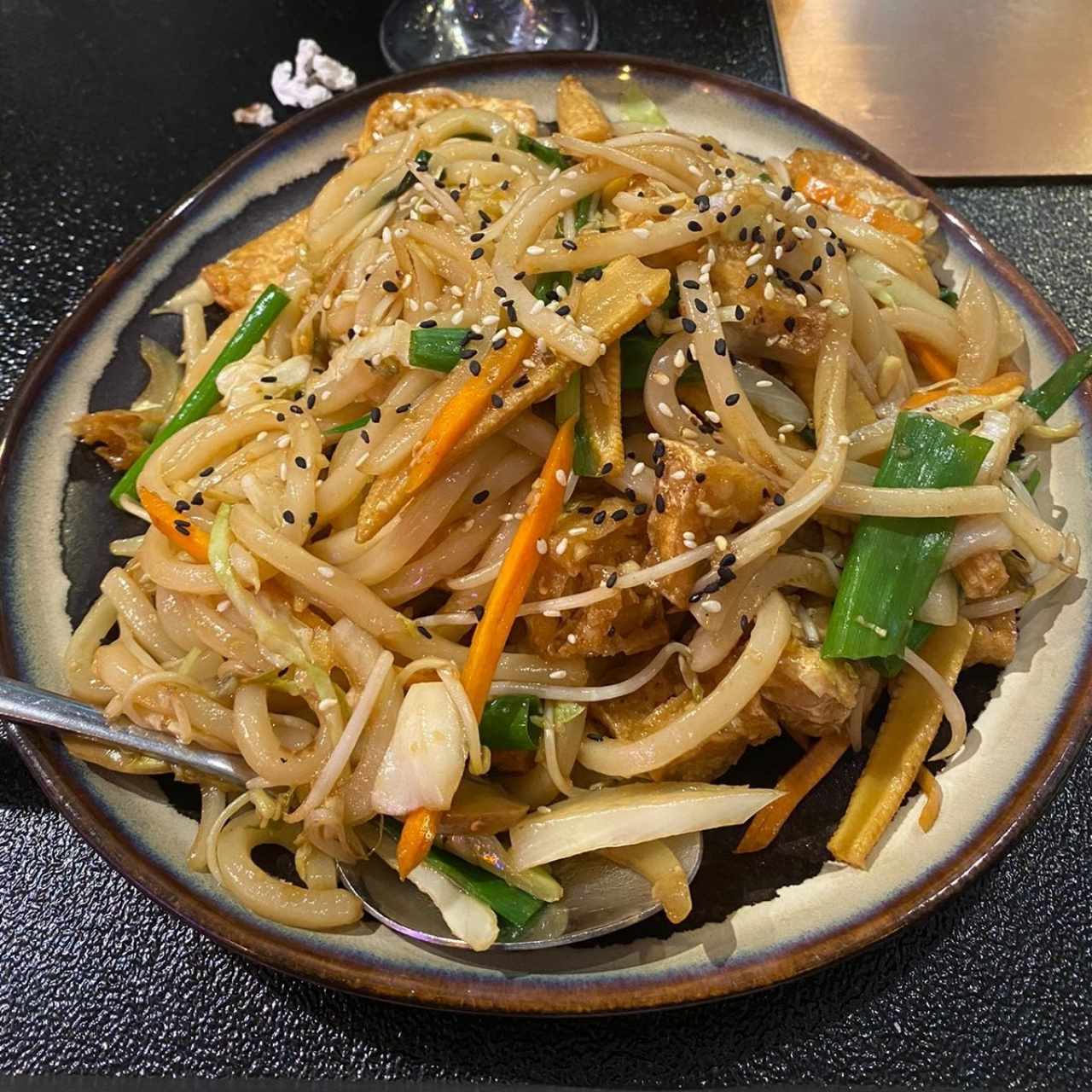 Fideos de Udon sin Picante + extra tofu frito