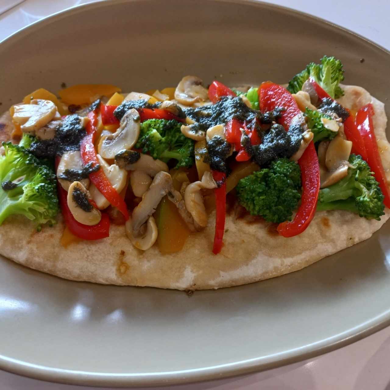 Desayunos - Flatbread Vegetariano