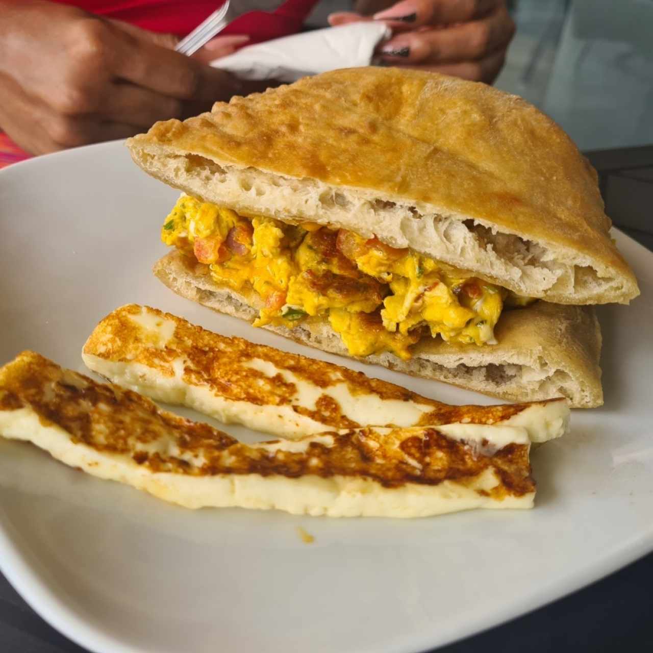 se cambio la arepa por hojaldres 