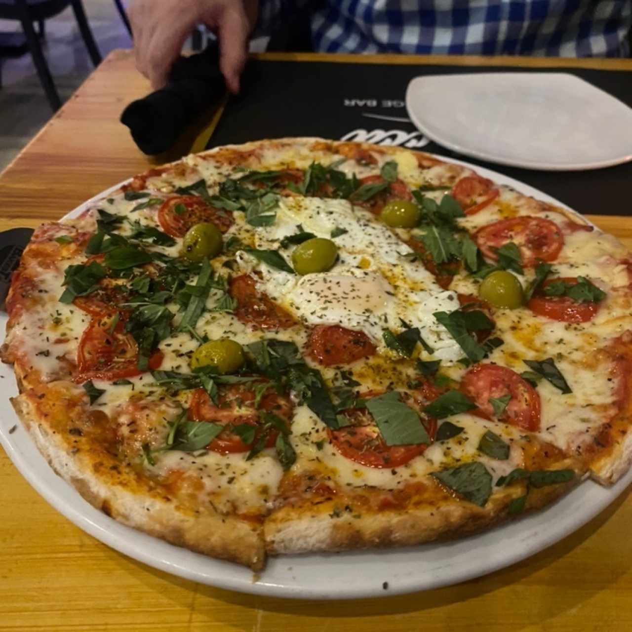 pizza margarita , un espectaculo , unica en Panama