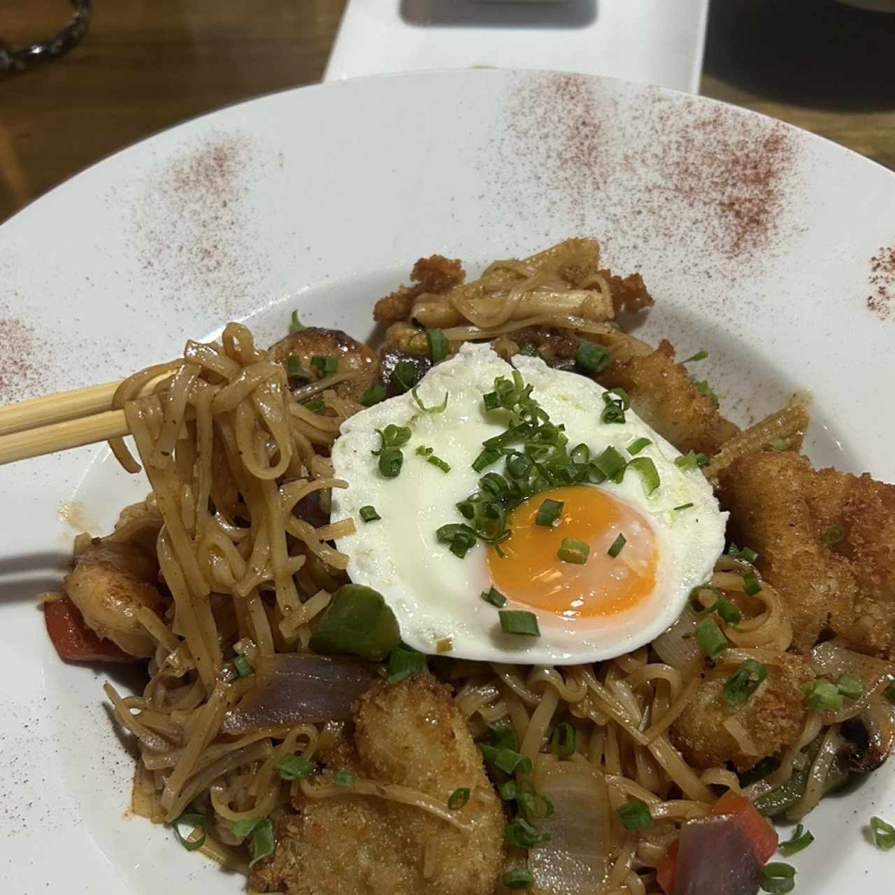 Pasta de Fideos de Arroz Tahi con Cerdo